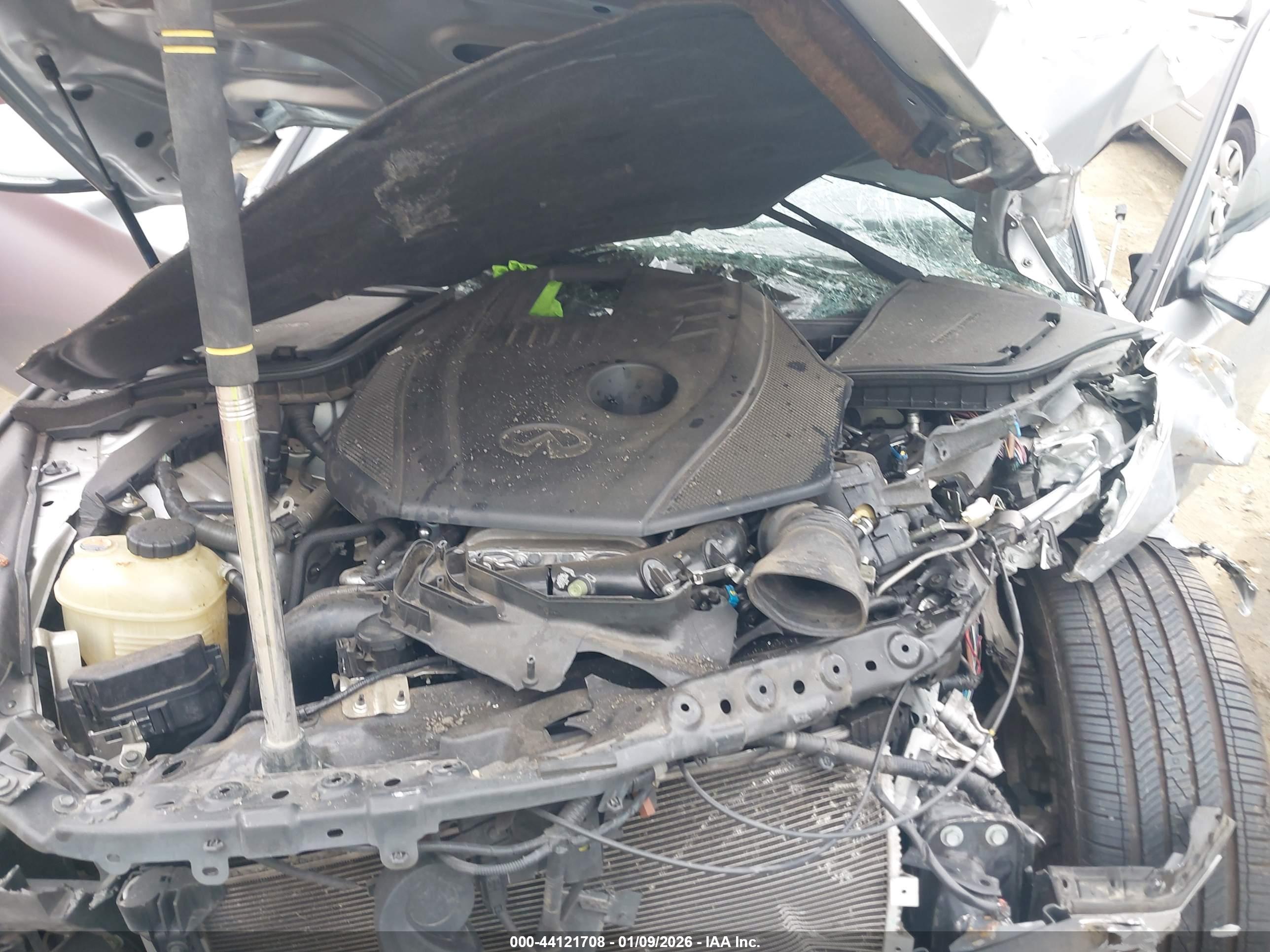 INFINITI Q50 image 10