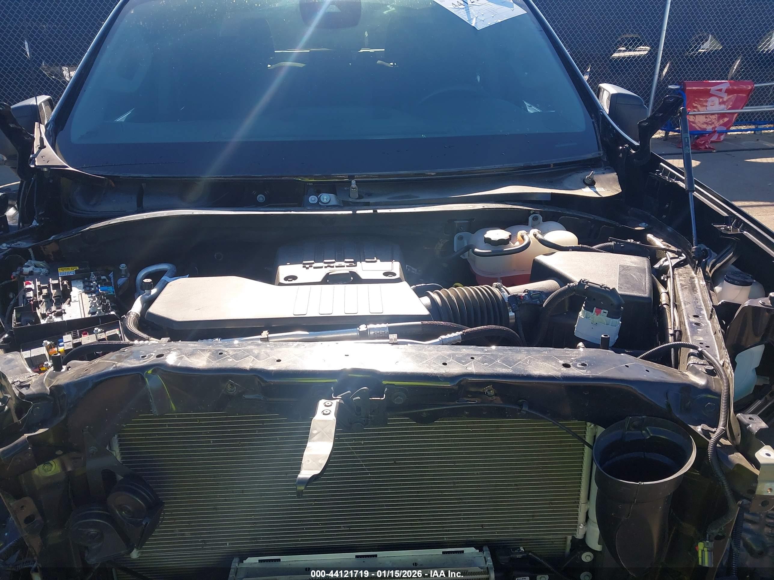 CHEVROLET SILVERADO image 10