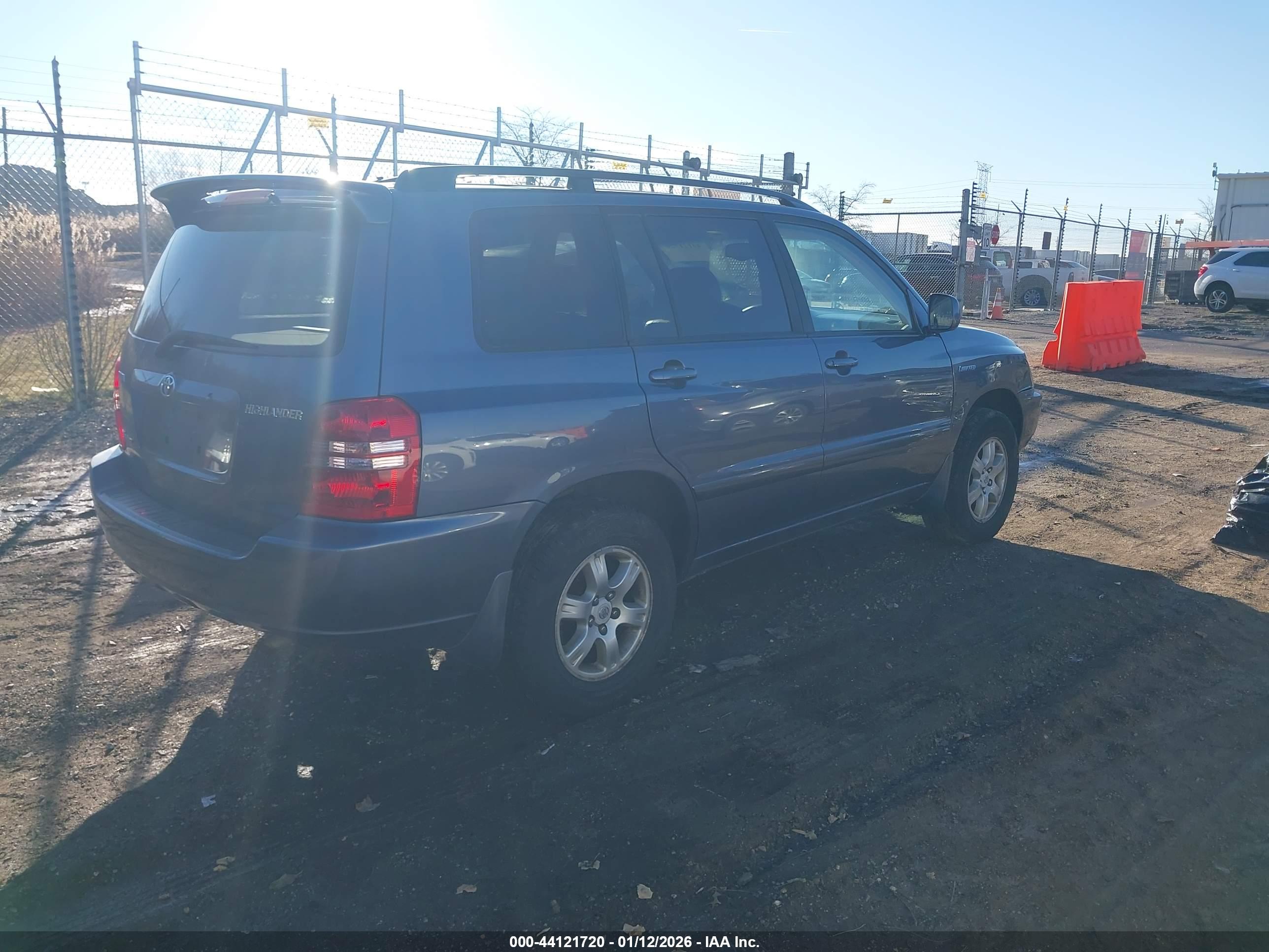 TOYOTA HIGHLANDER image 4