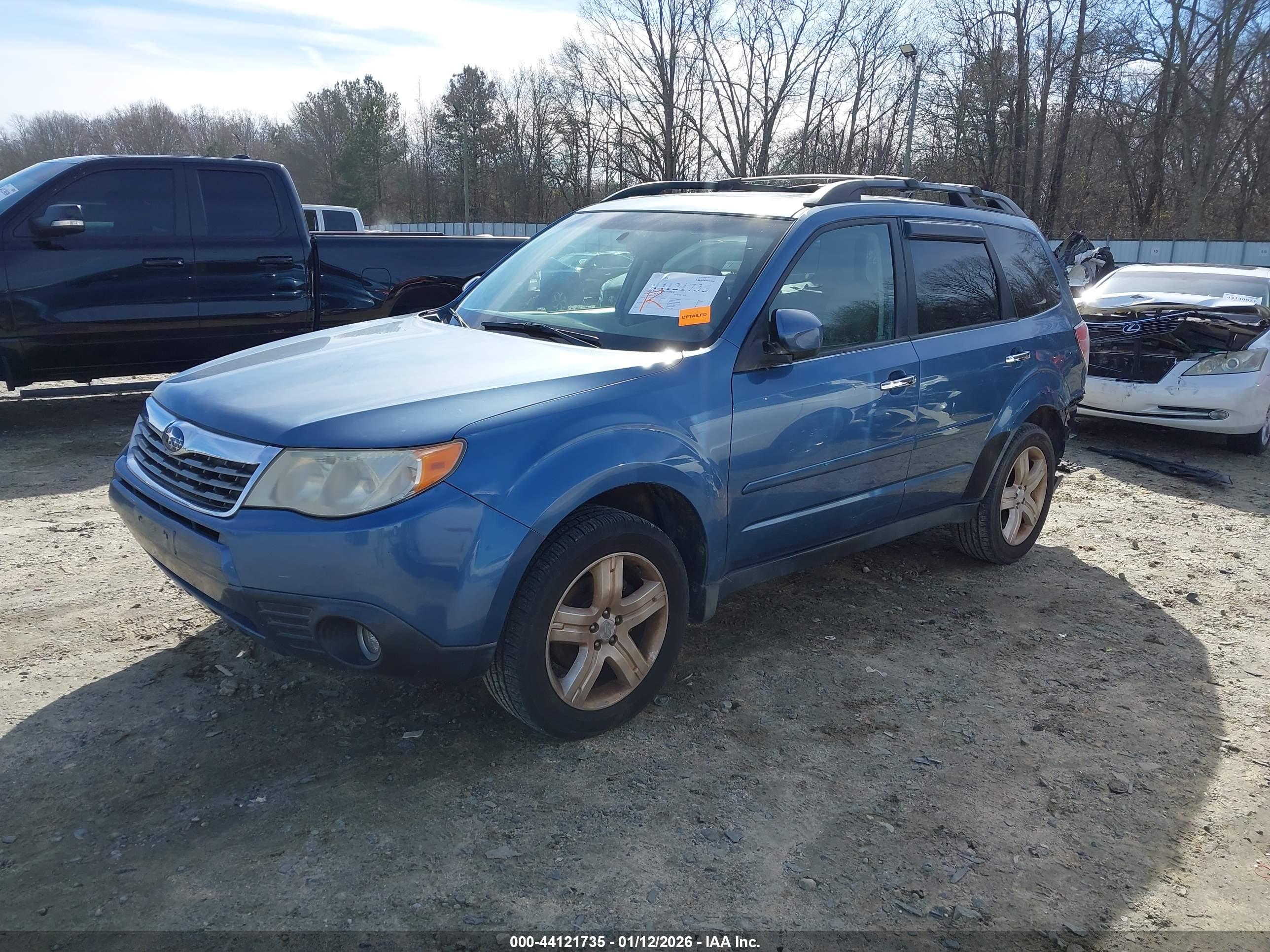 SUBARU FORESTER image 2