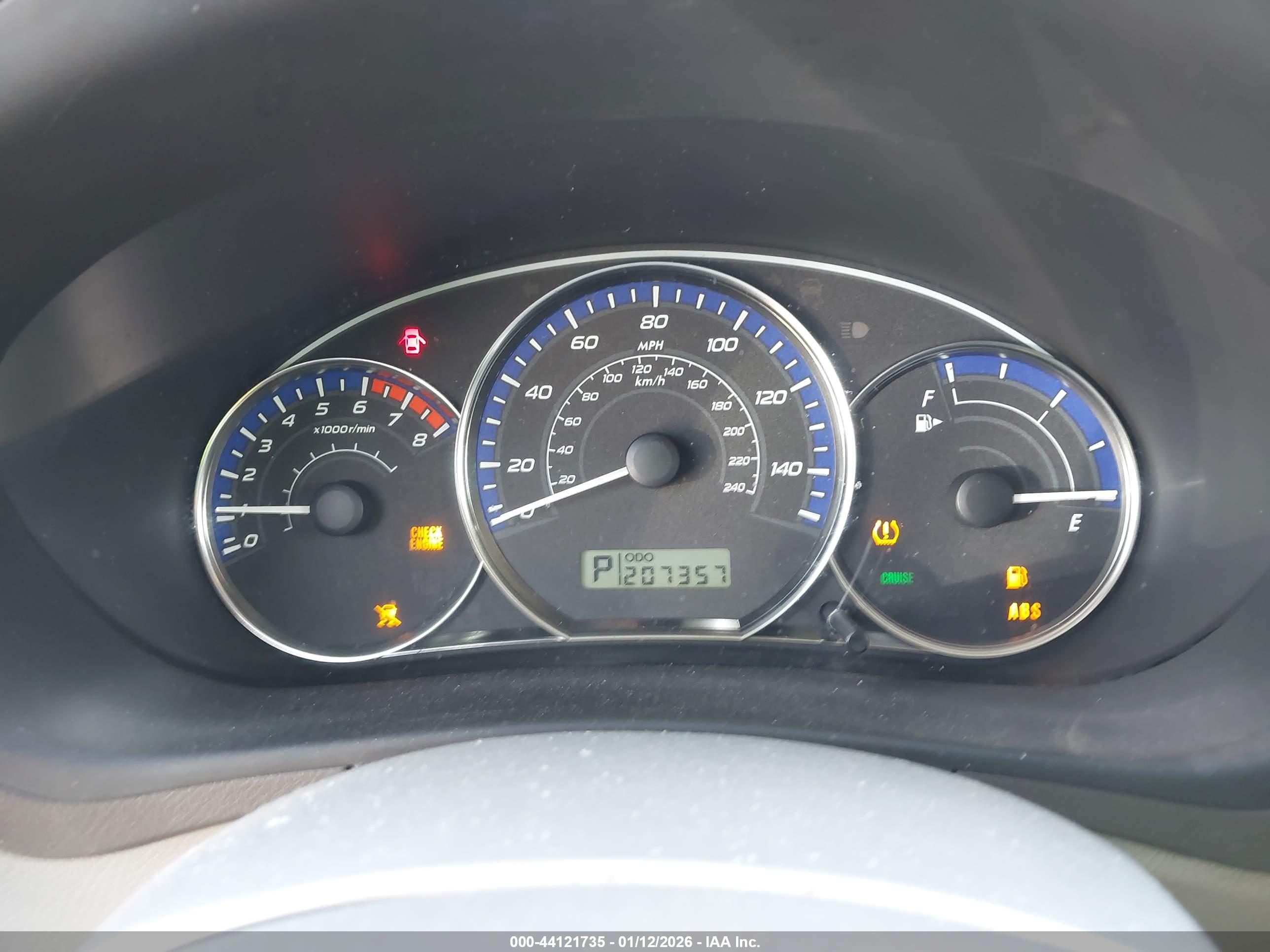 SUBARU FORESTER image 7