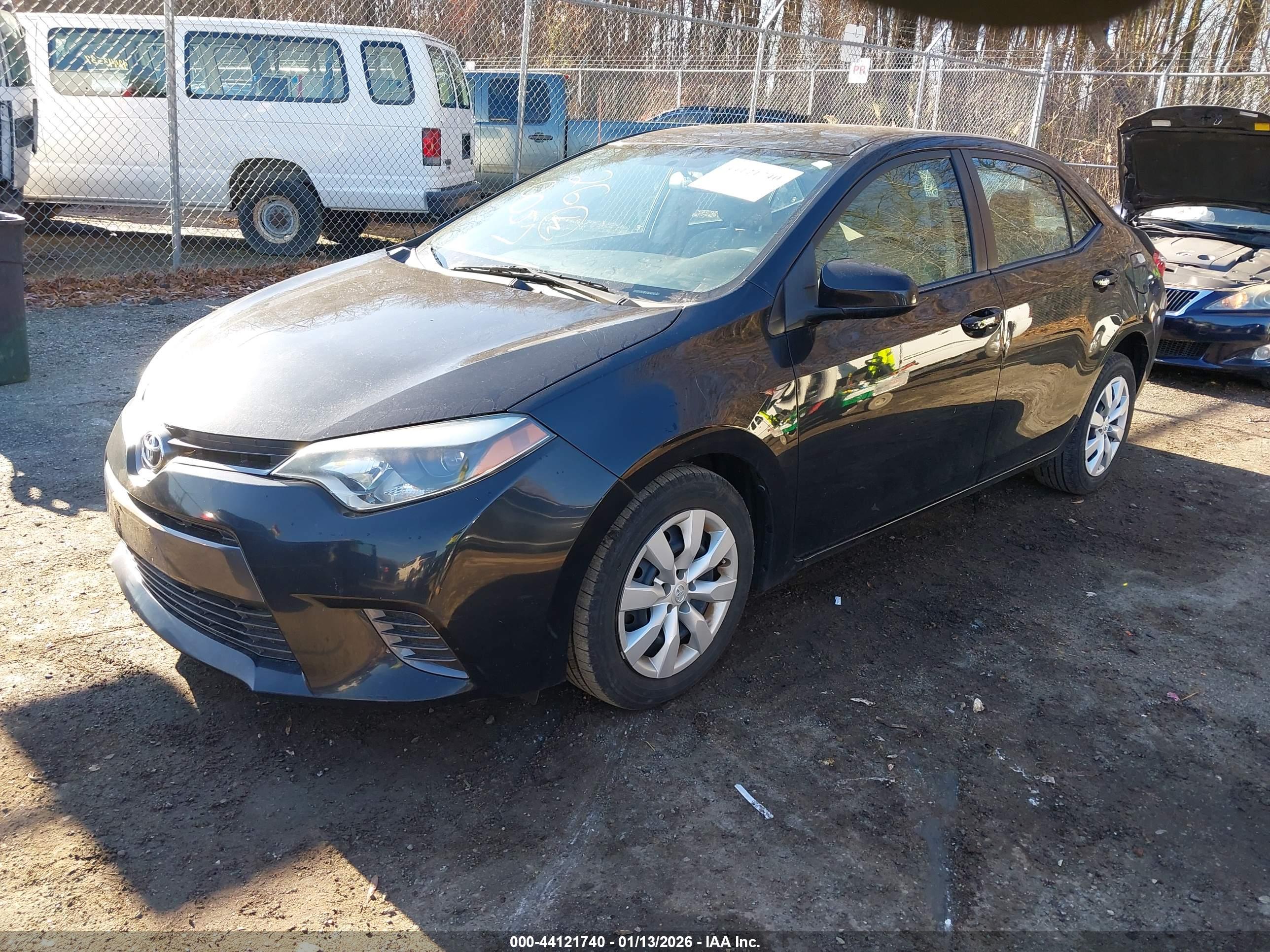 TOYOTA COROLLA image 2