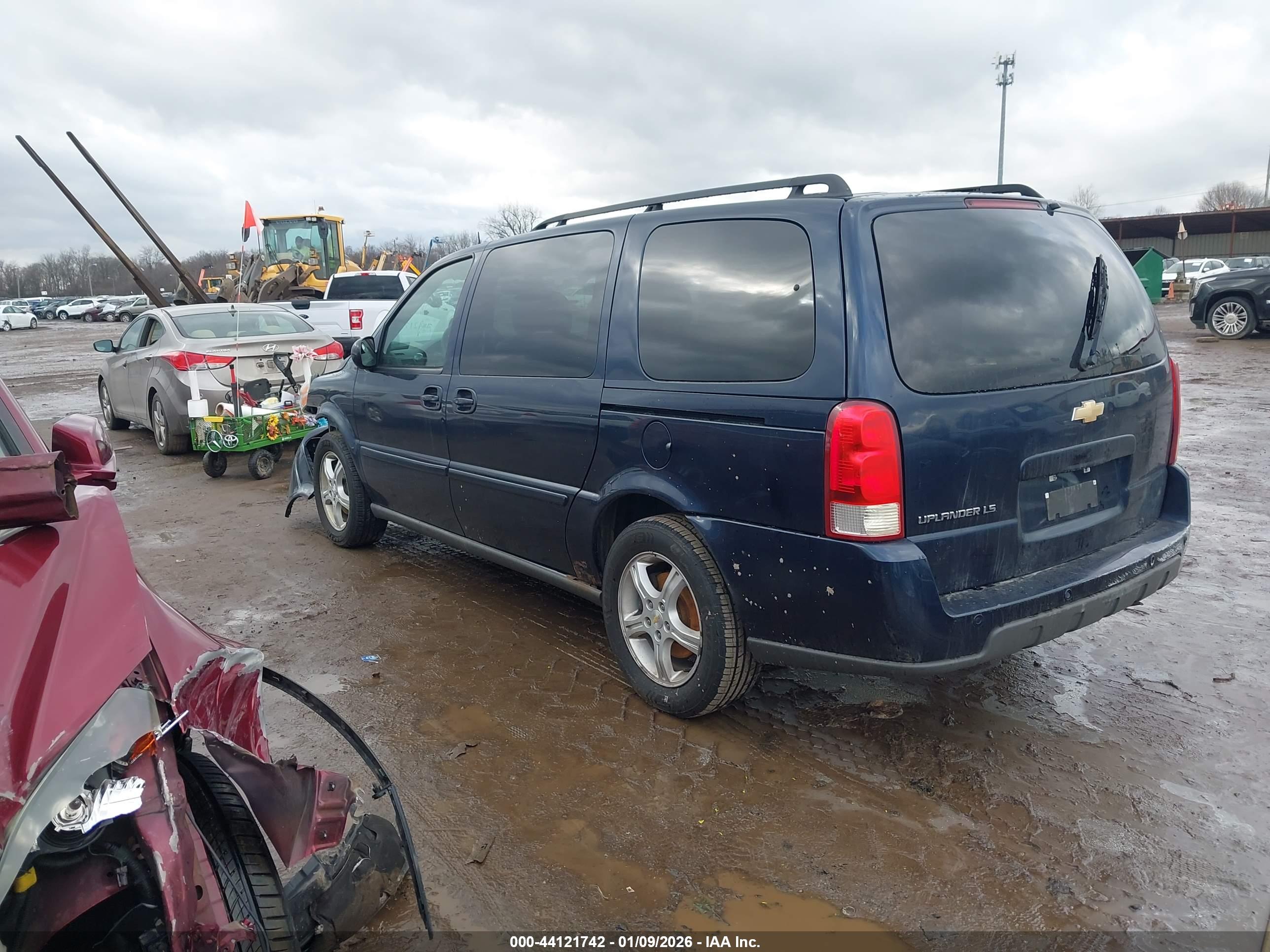 CHEVROLET UPLANDER image 3