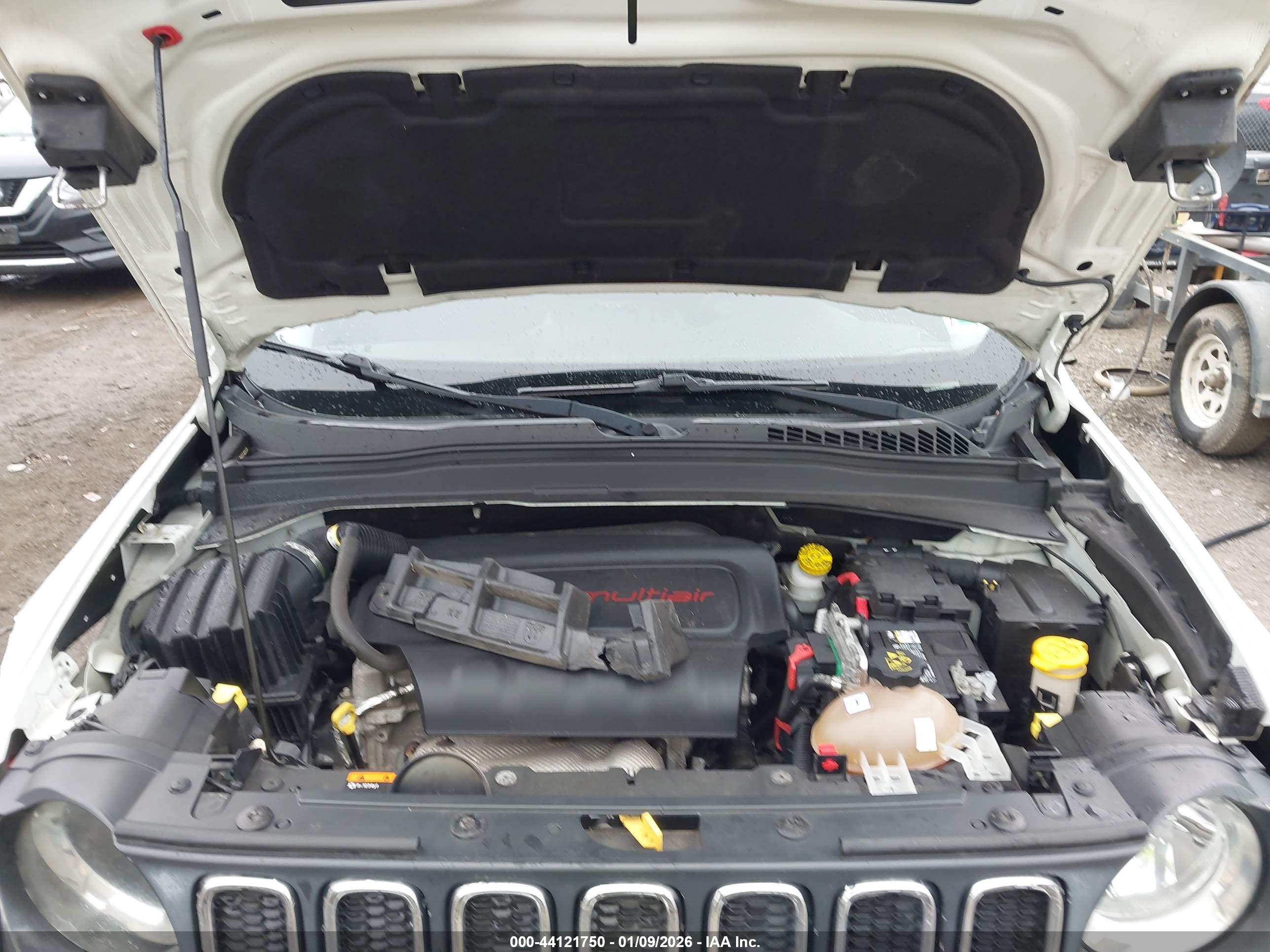 JEEP RENEGADE image 10
