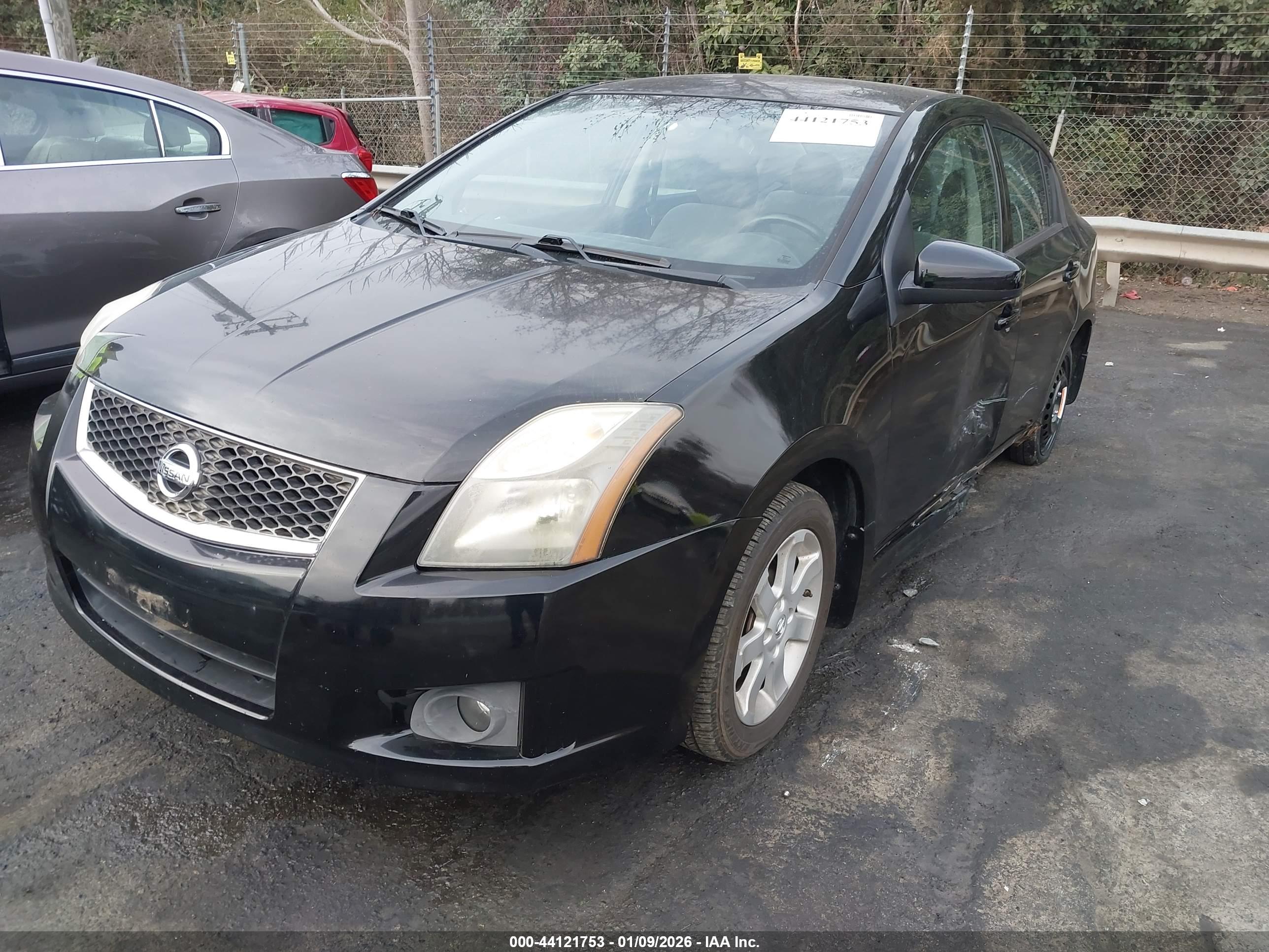 NISSAN SENTRA image 2