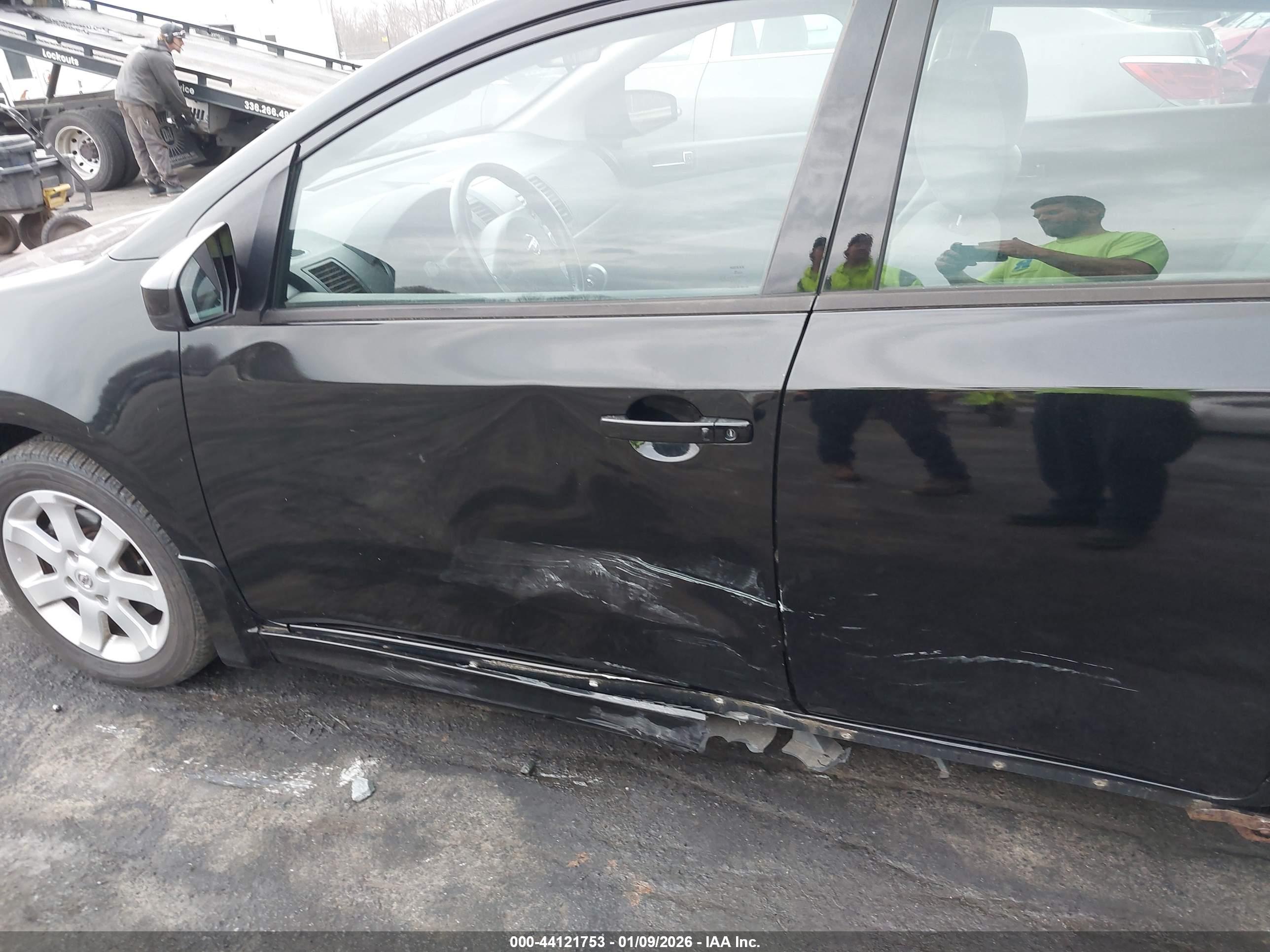 NISSAN SENTRA image 6