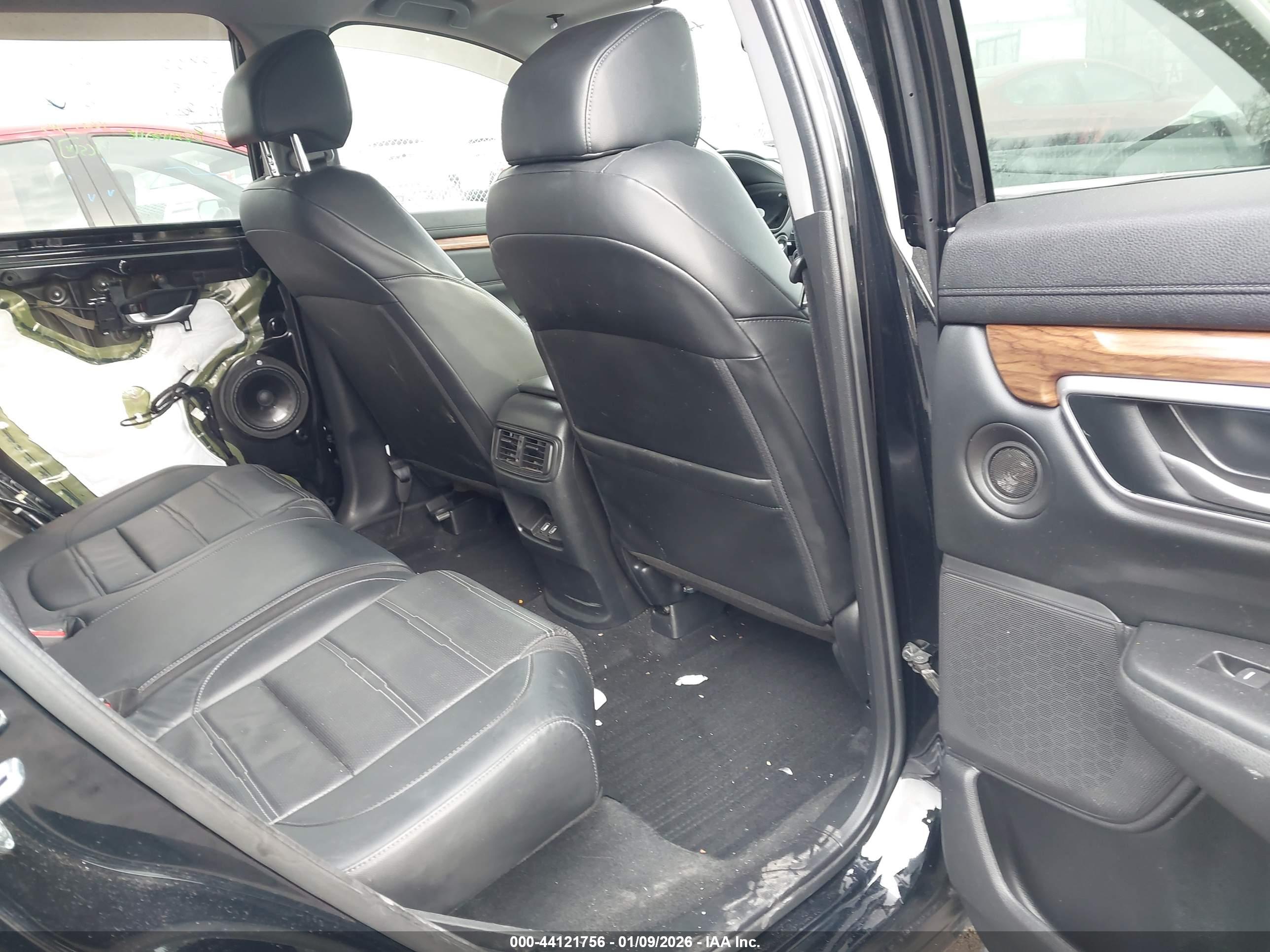 HONDA CR-V image 8