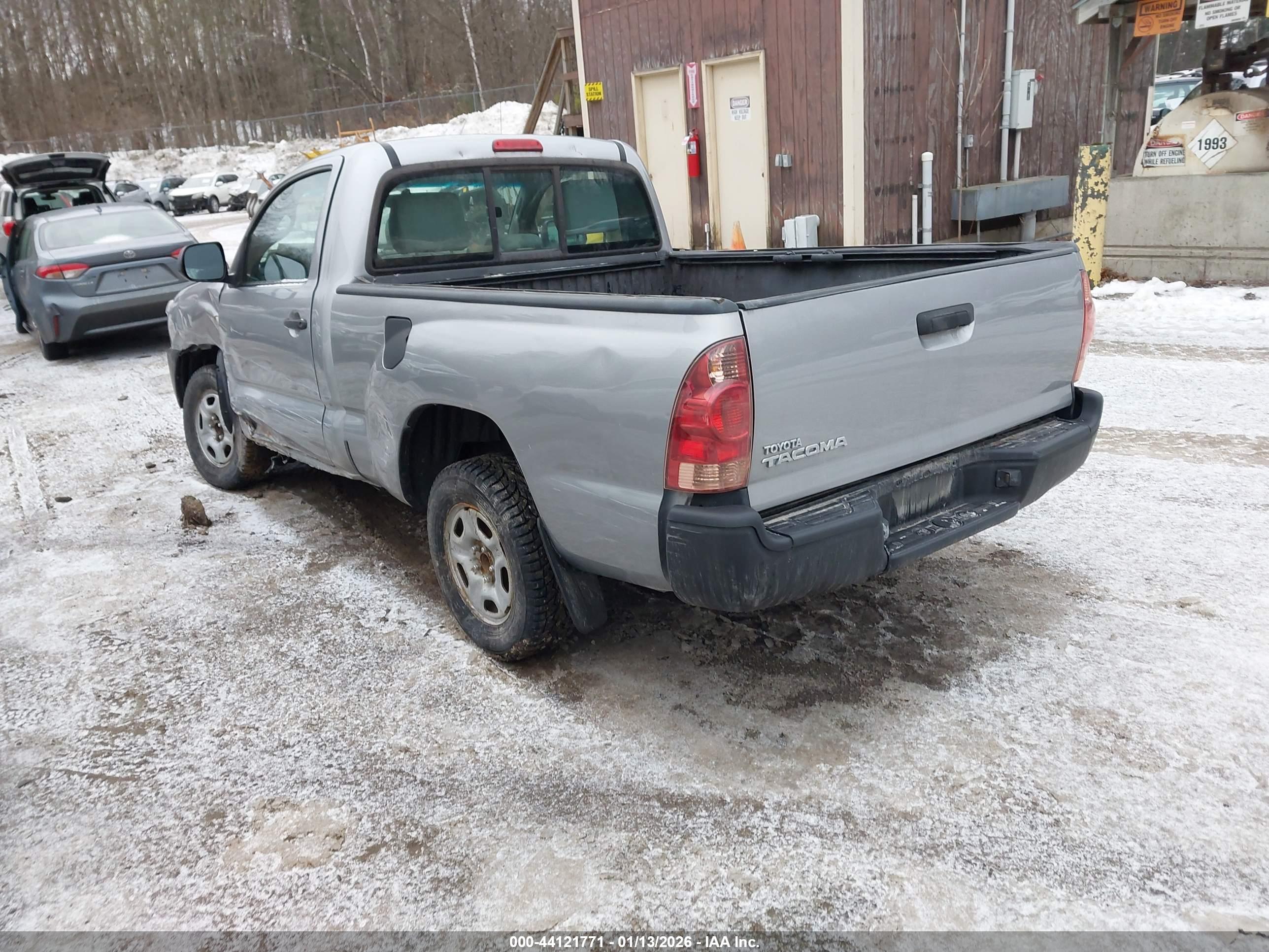 TOYOTA TACOMA image 3