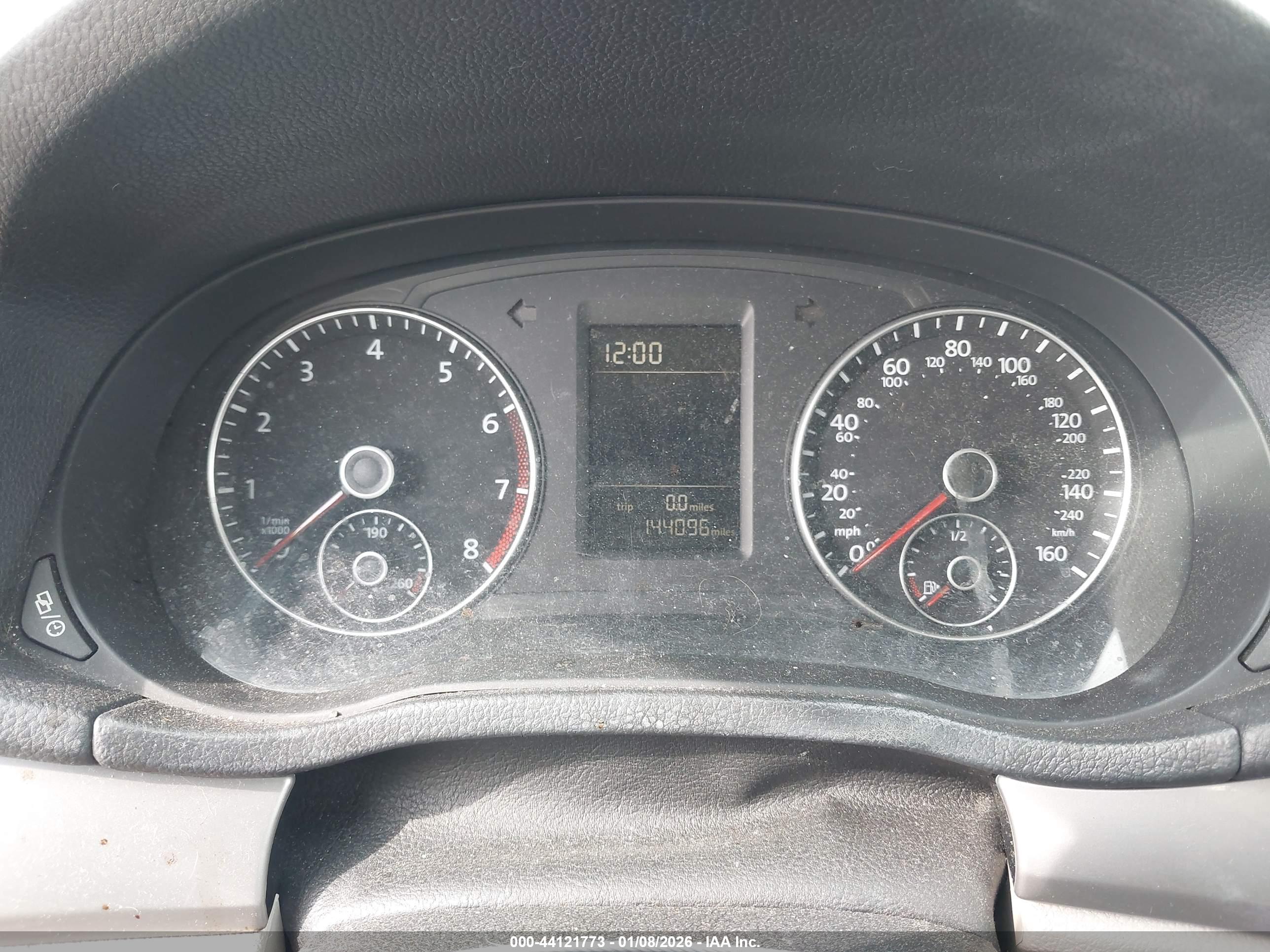 VOLKSWAGEN PASSAT image 7