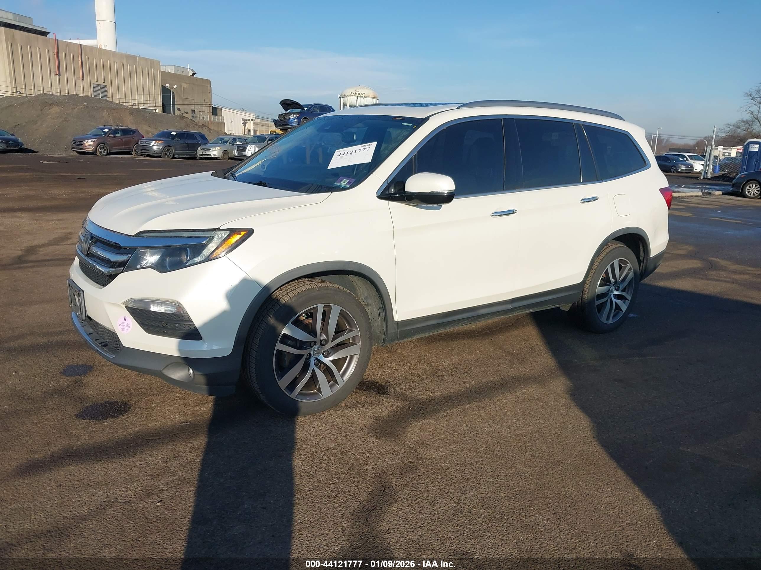 HONDA PILOT image 2