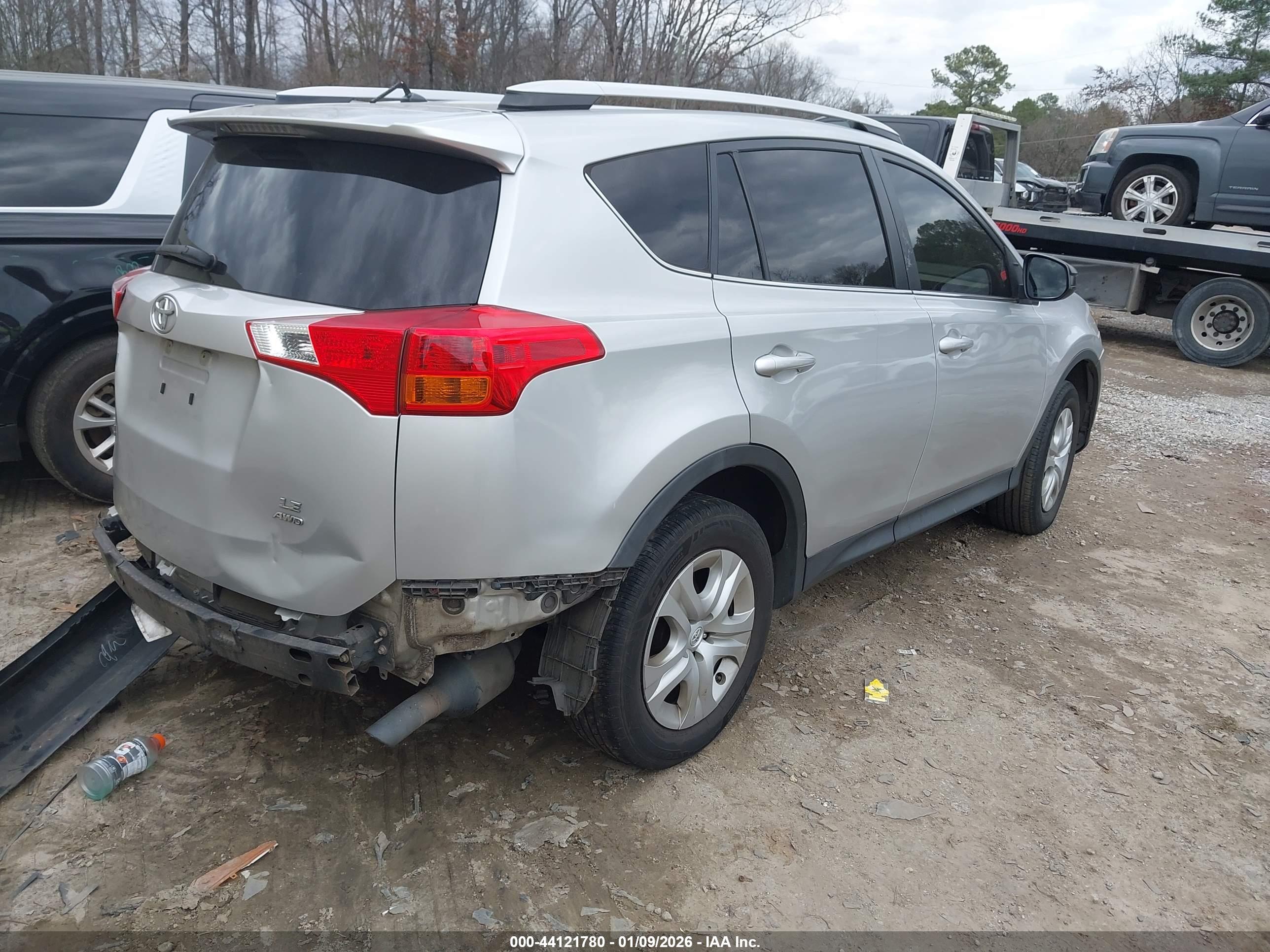 TOYOTA RAV4 image 4