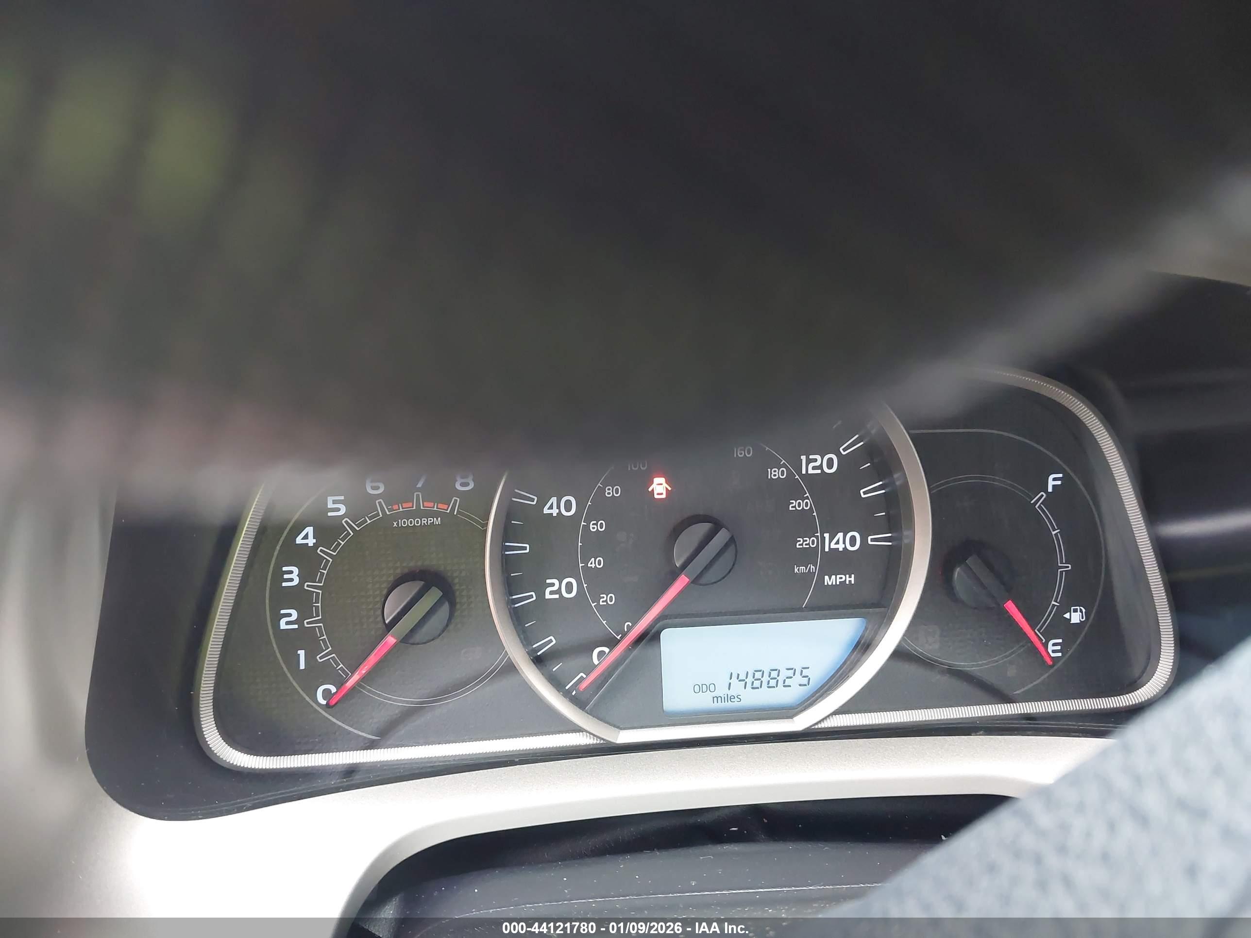 TOYOTA RAV4 image 7