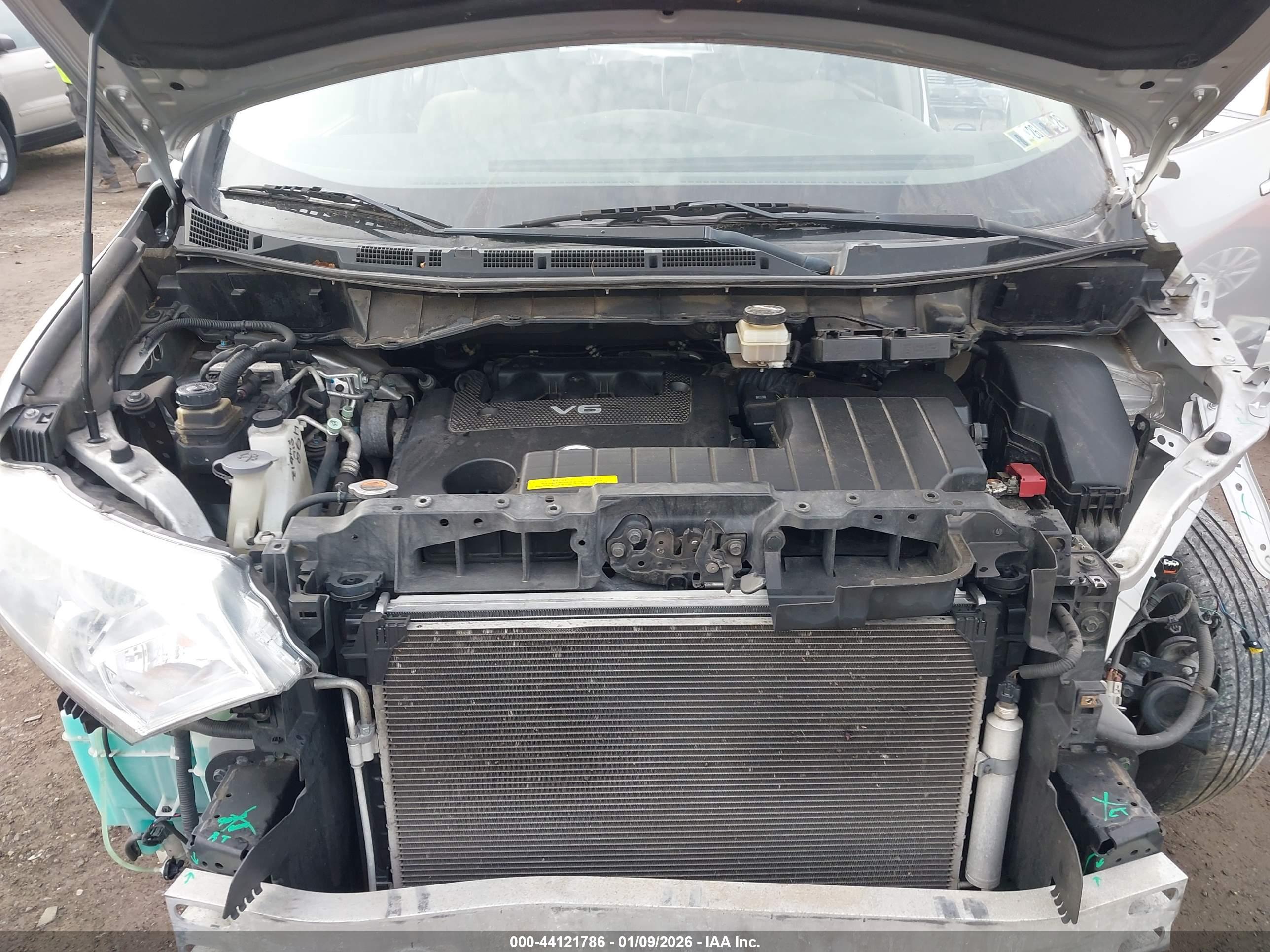 NISSAN QUEST image 10