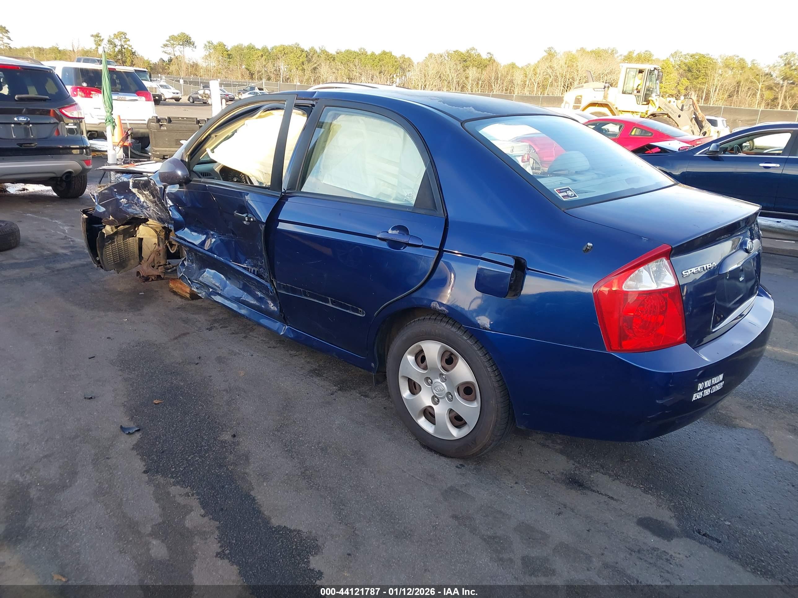 KIA SPECTRA image 3
