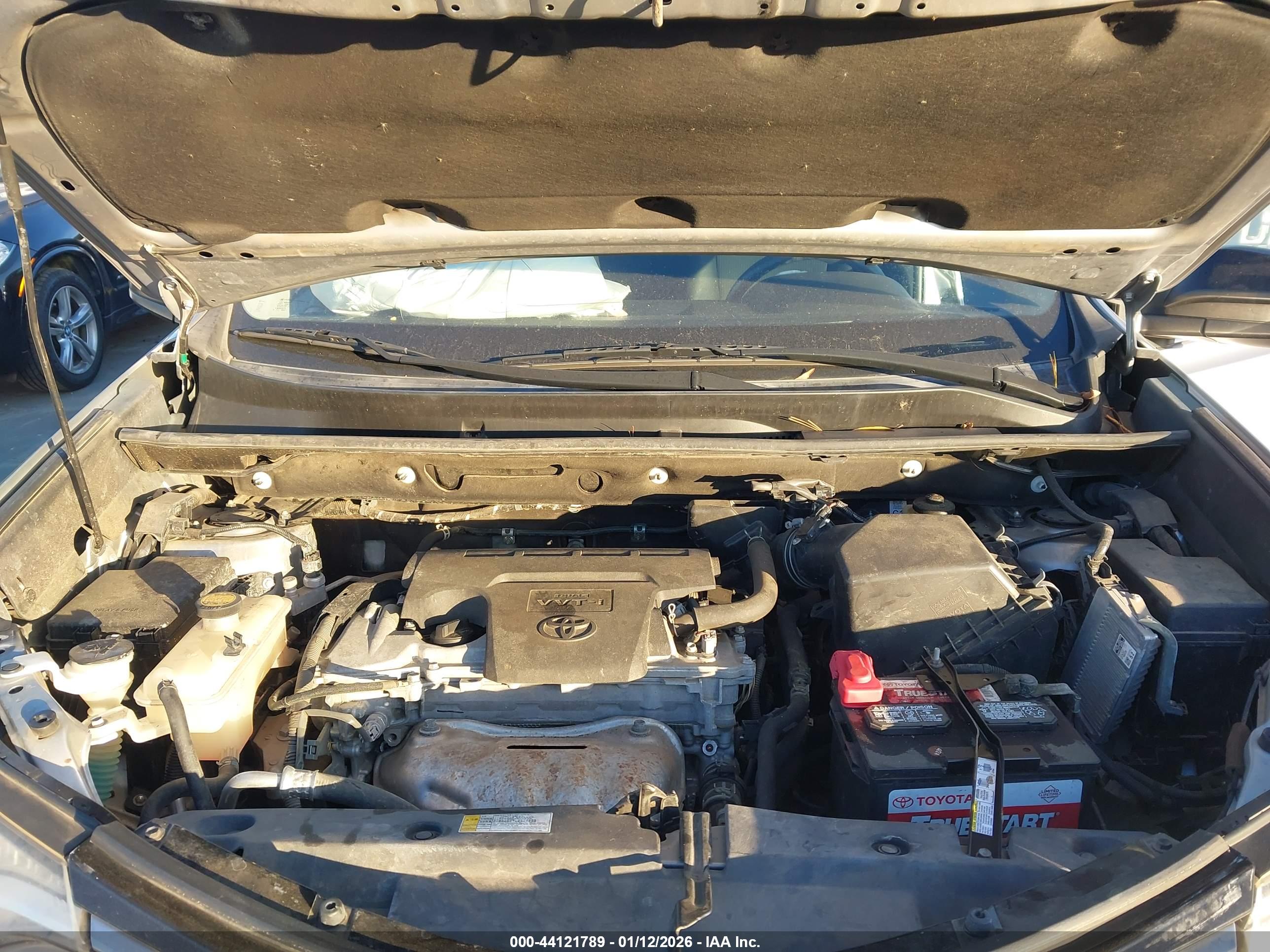TOYOTA RAV4 image 10