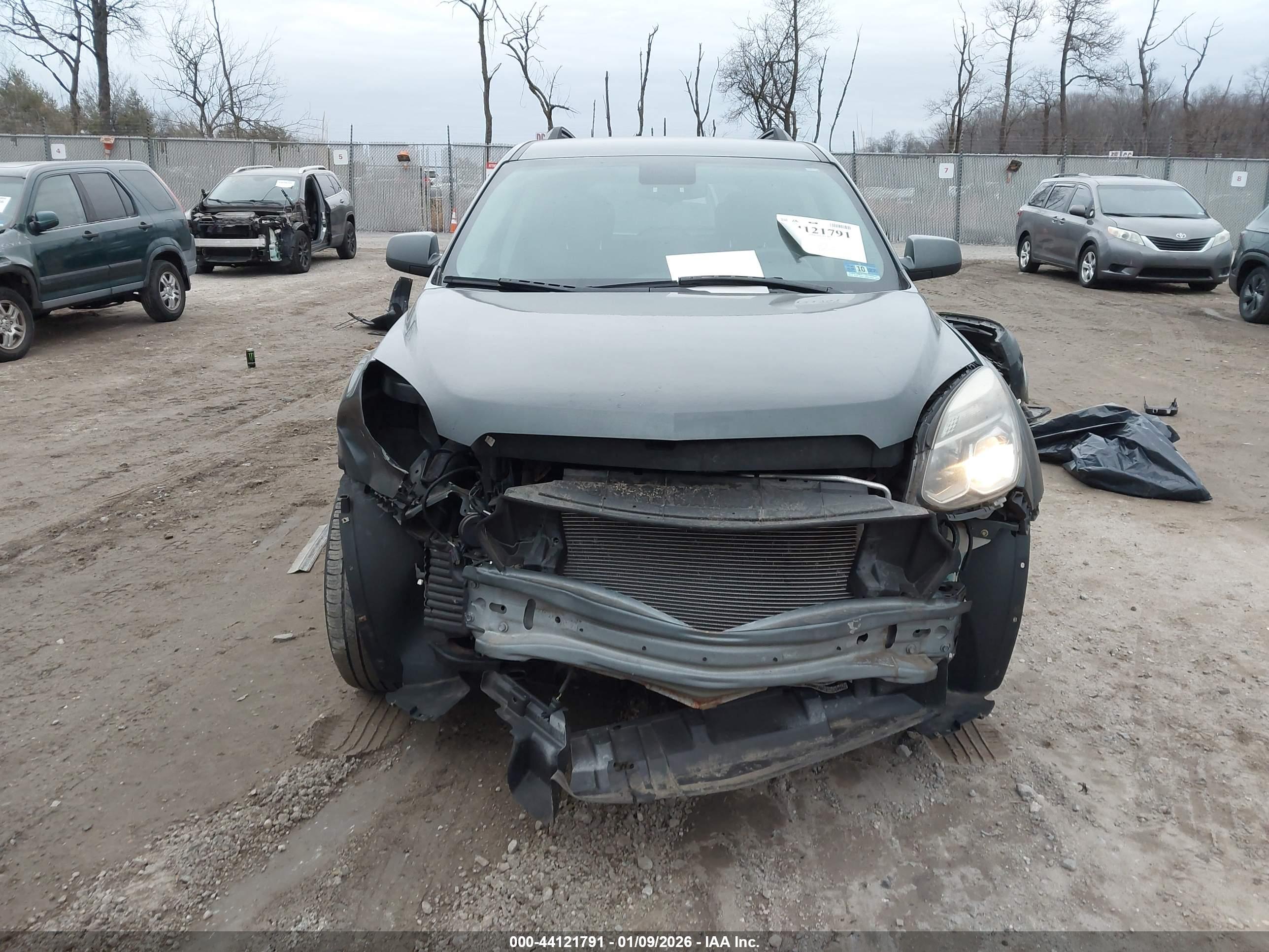 CHEVROLET EQUINOX image 6