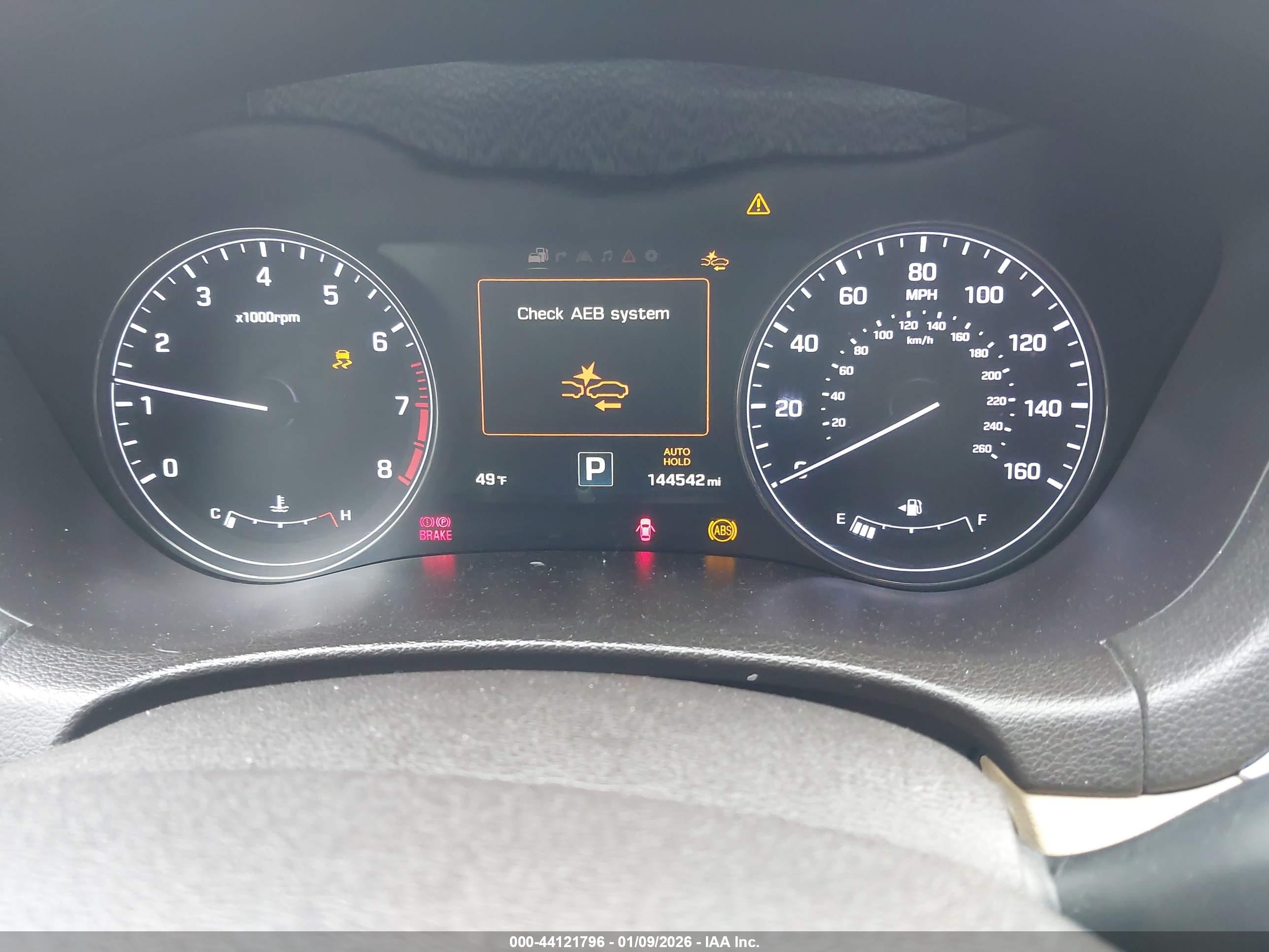HYUNDAI GENESIS image 7