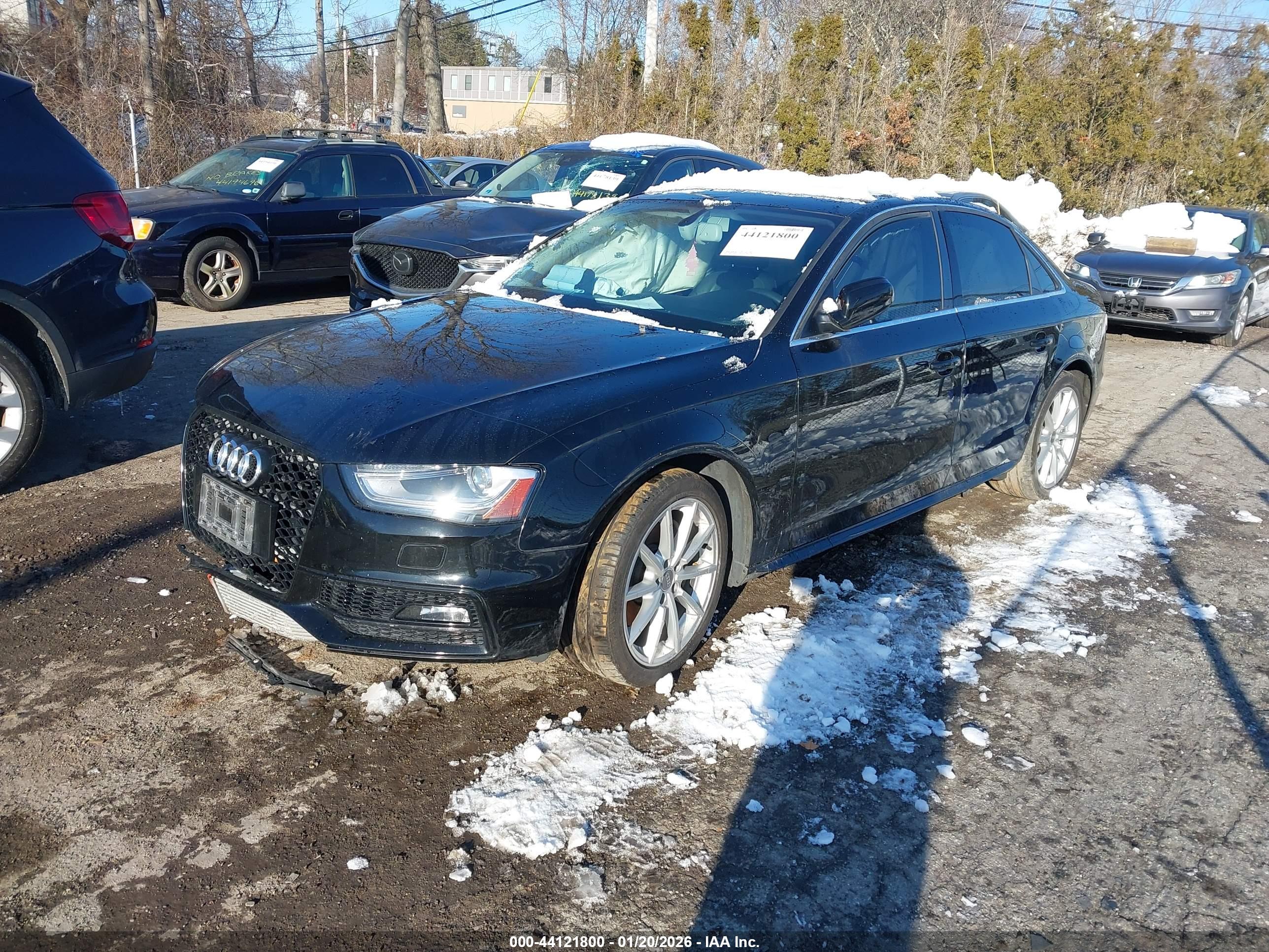 AUDI A4 image 2