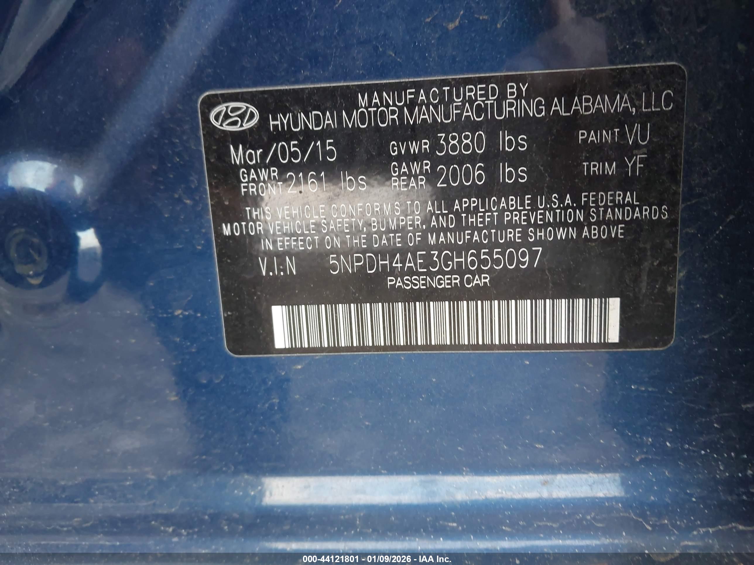 HYUNDAI ELANTRA image 9