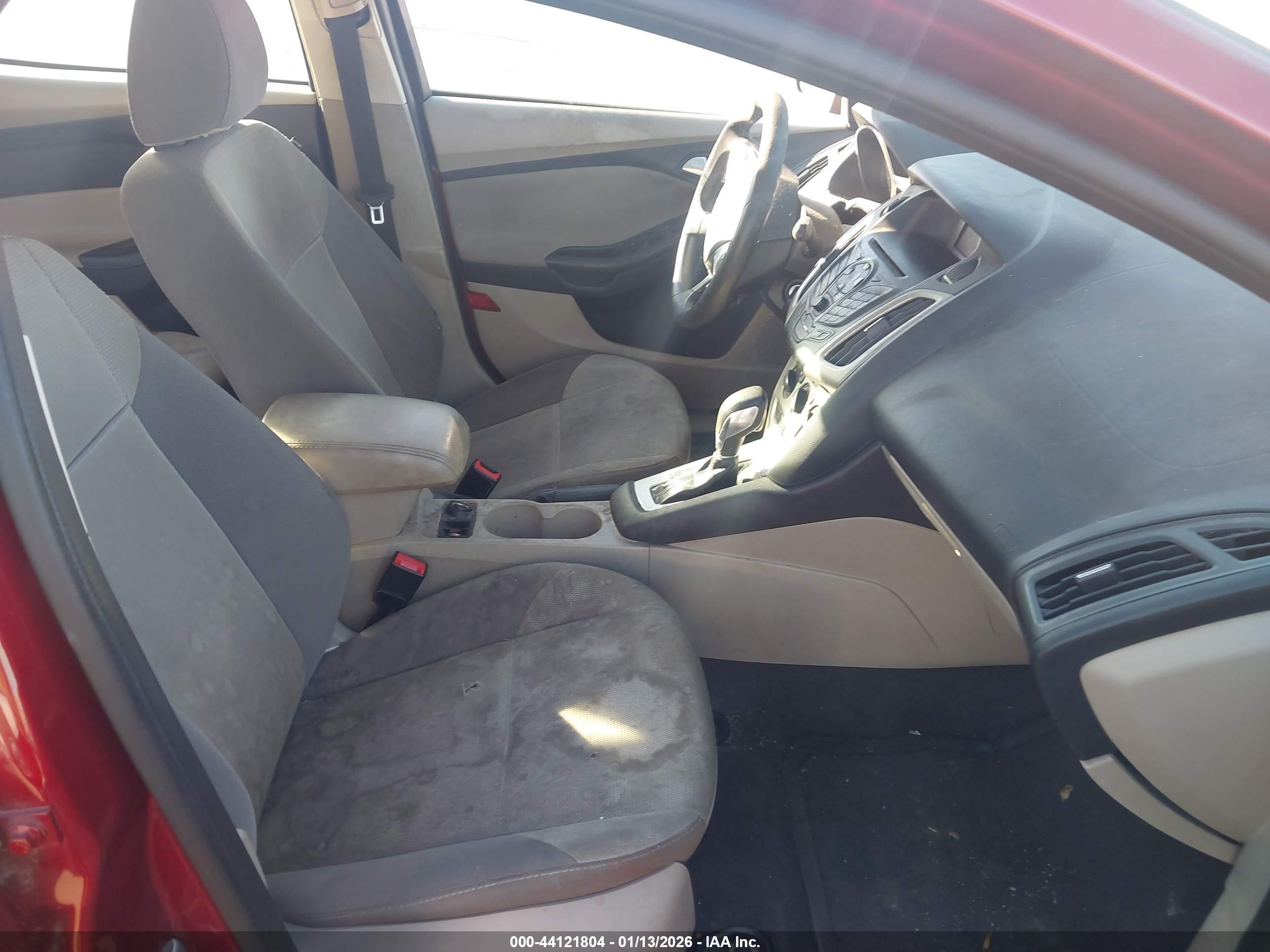 FORD FOCUS image 5