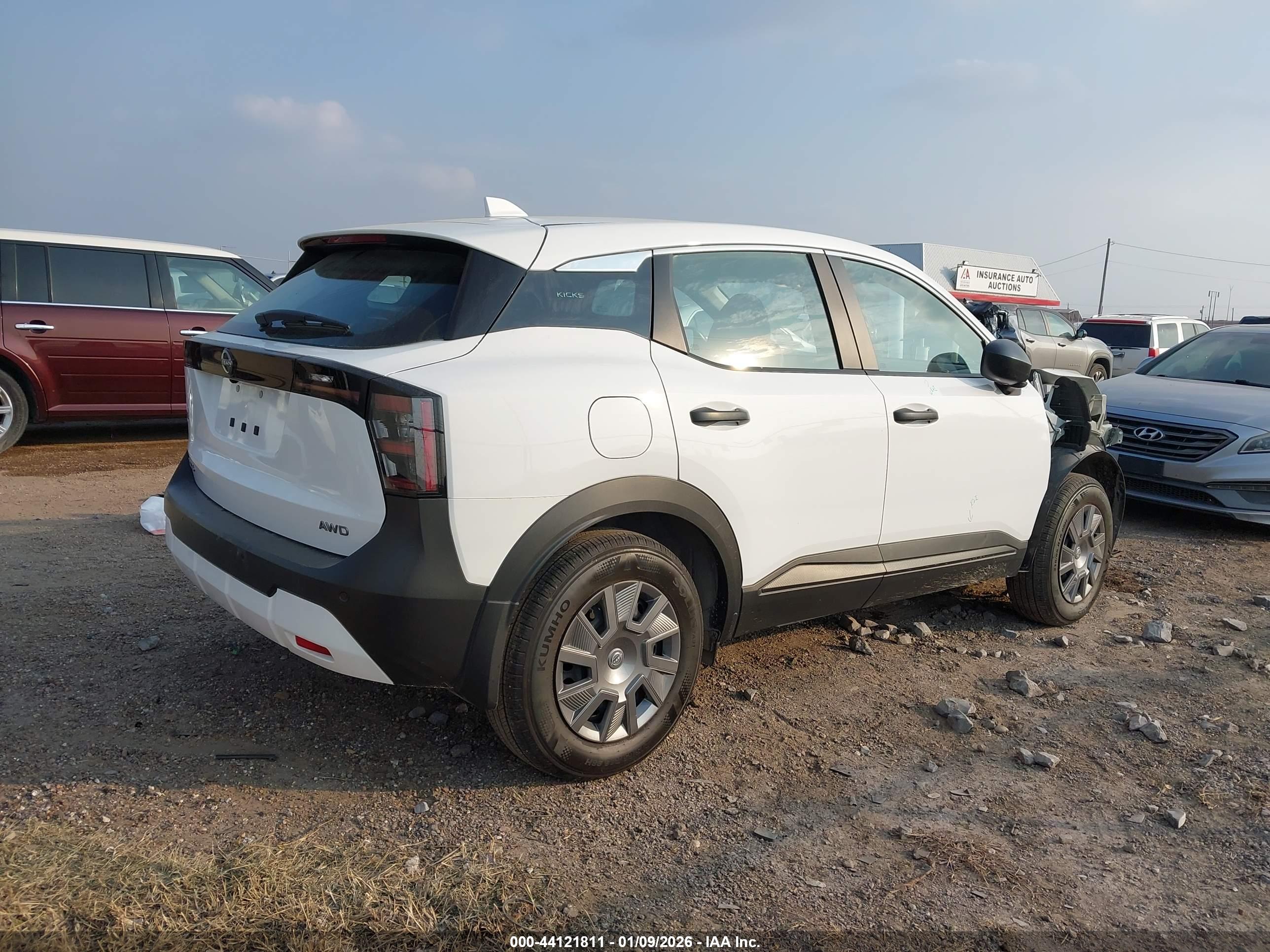 NISSAN KICKS image 4