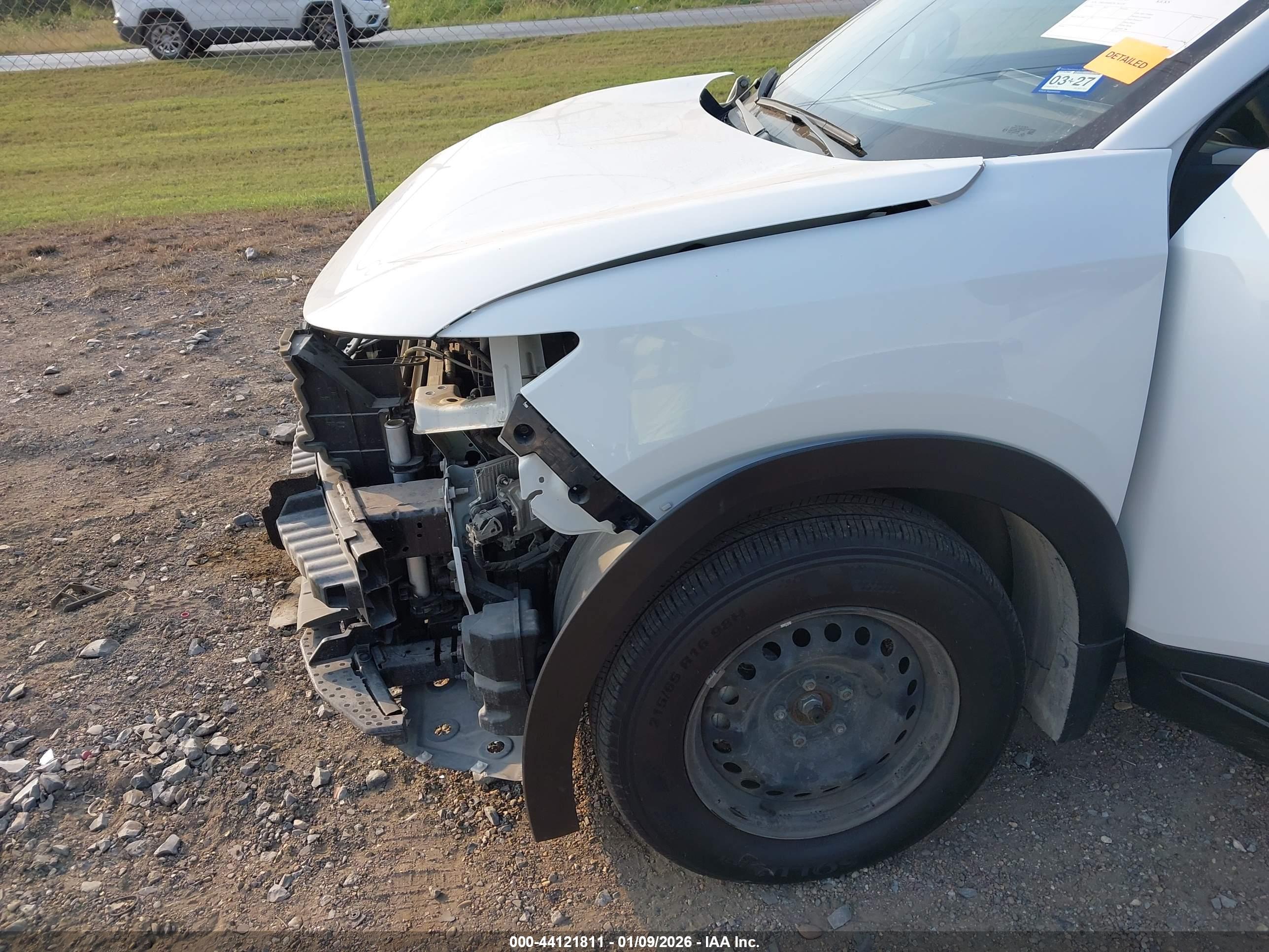 NISSAN KICKS image 6
