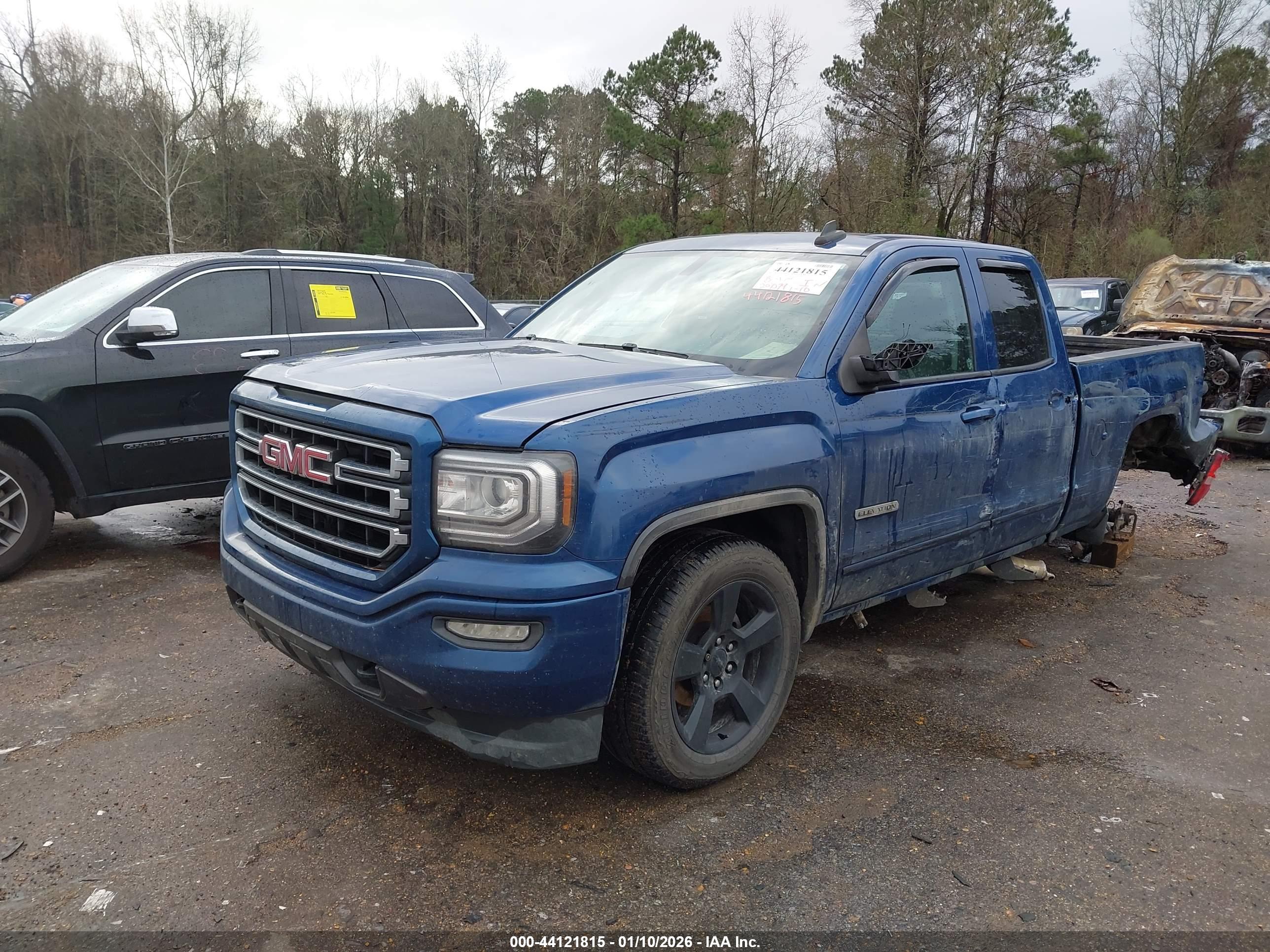 GMC SIERRA image 2
