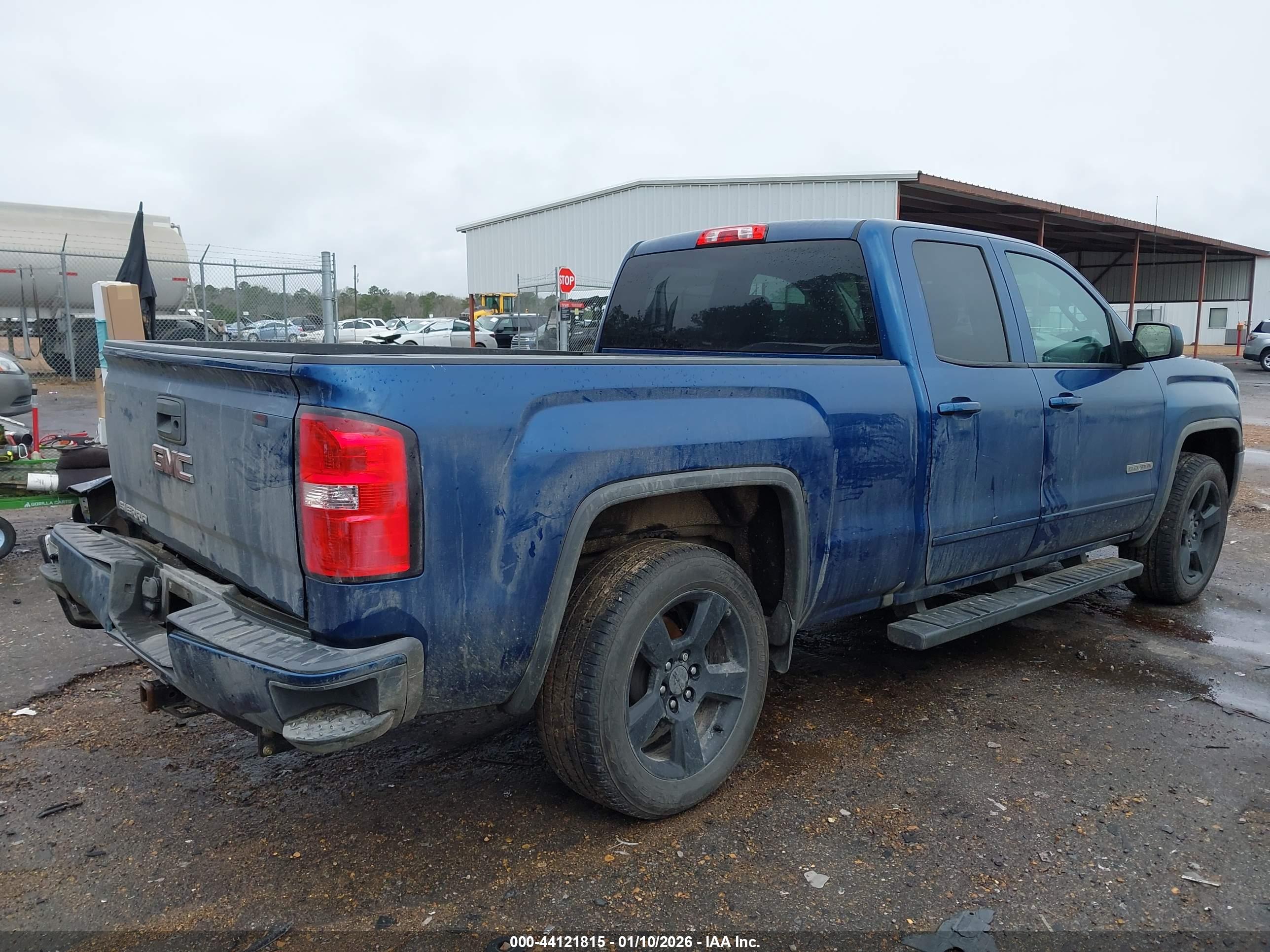 GMC SIERRA image 4