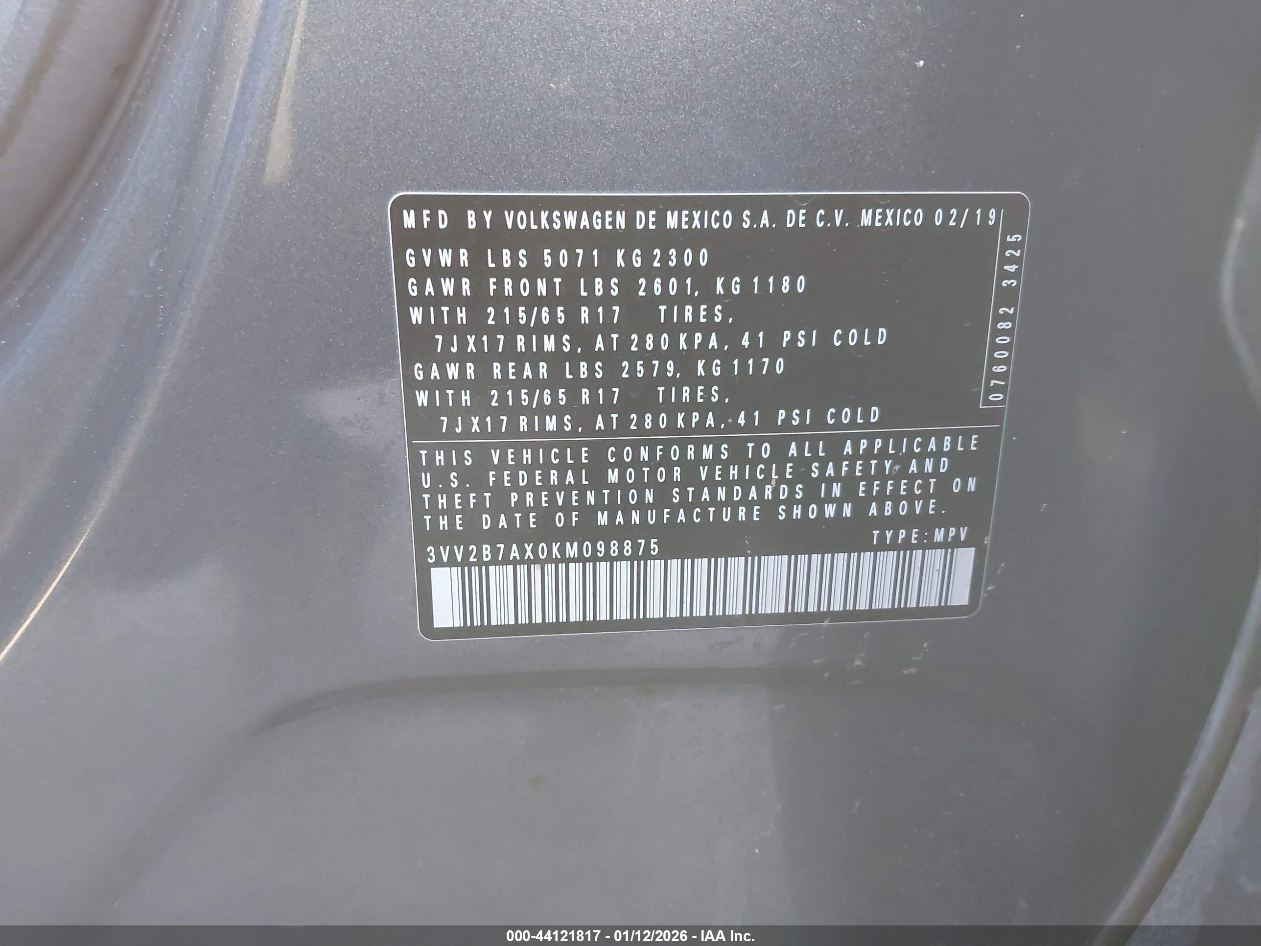 VOLKSWAGEN TIGUAN image 9
