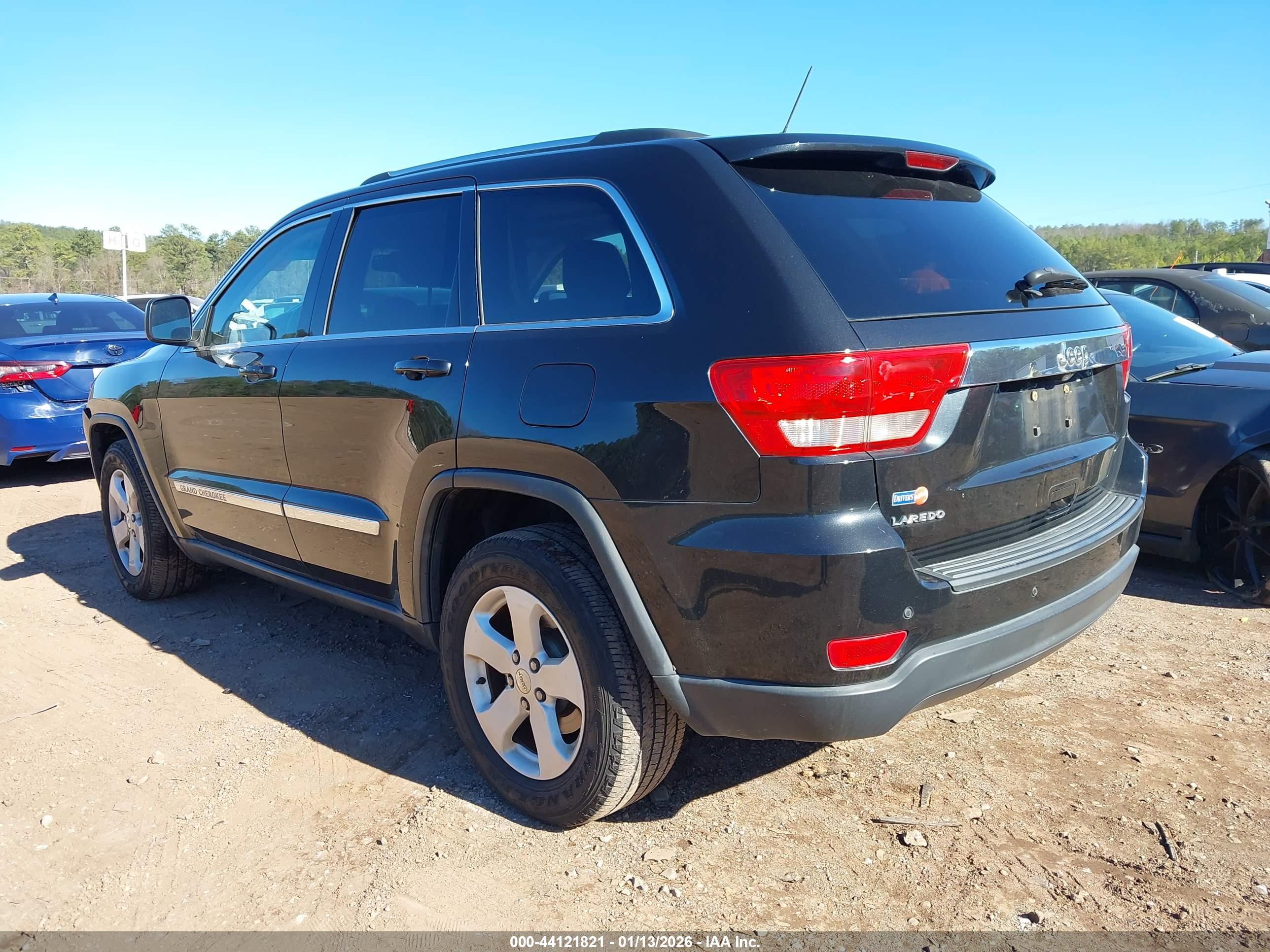 JEEP GRAND image 3
