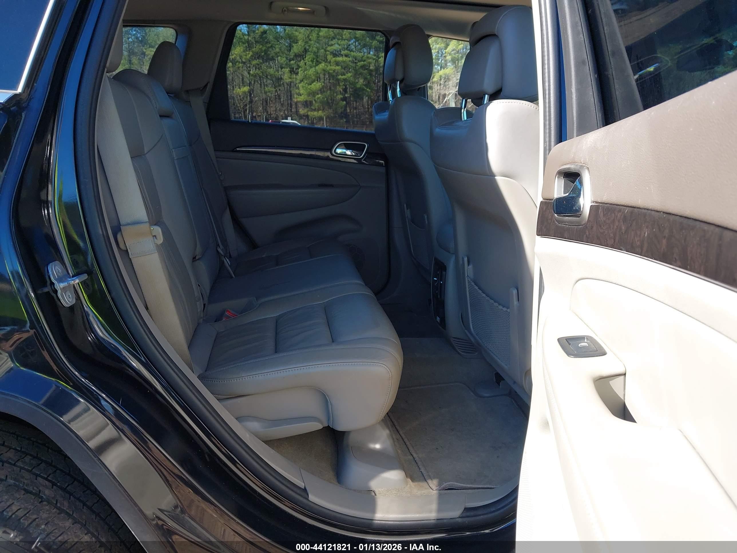 JEEP GRAND image 8