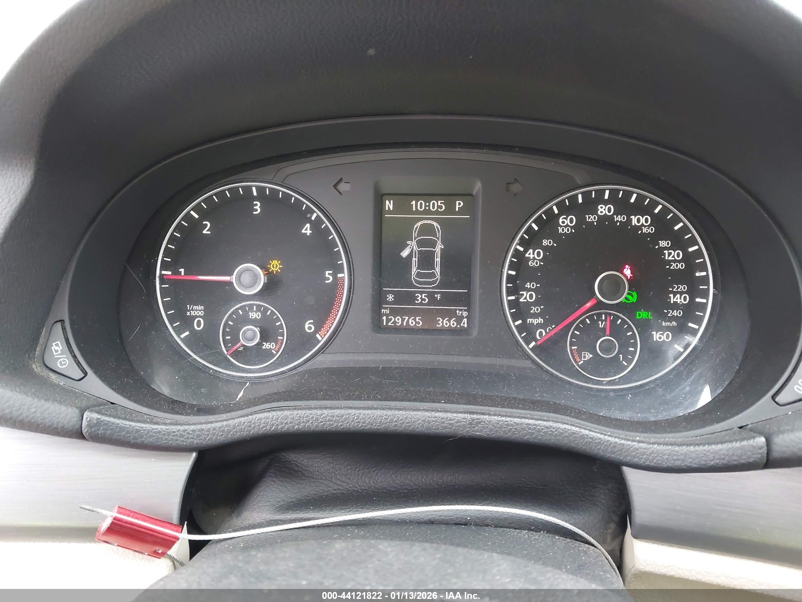 VOLKSWAGEN PASSAT image 7