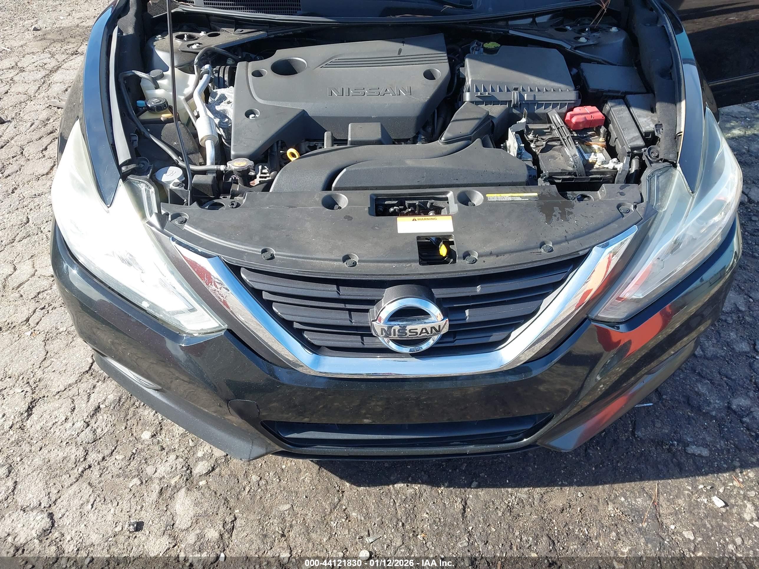 NISSAN ALTIMA image 10