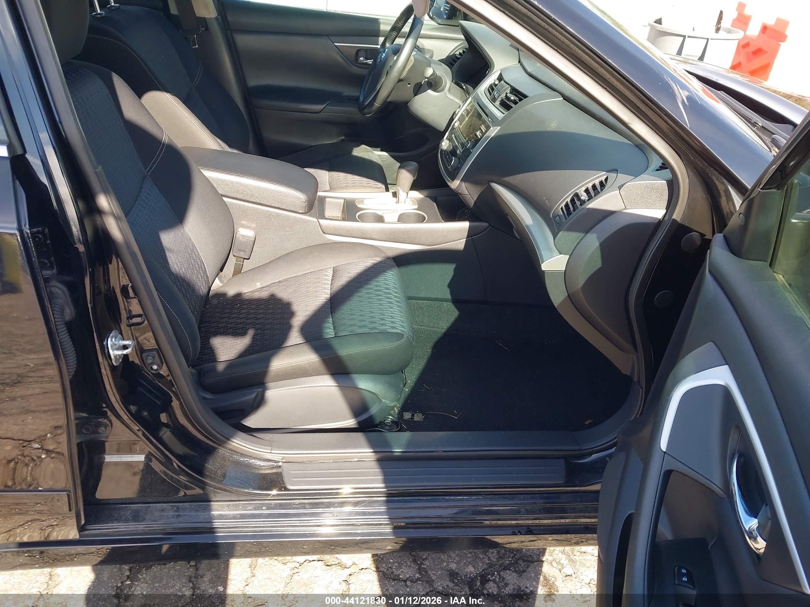 NISSAN ALTIMA image 5
