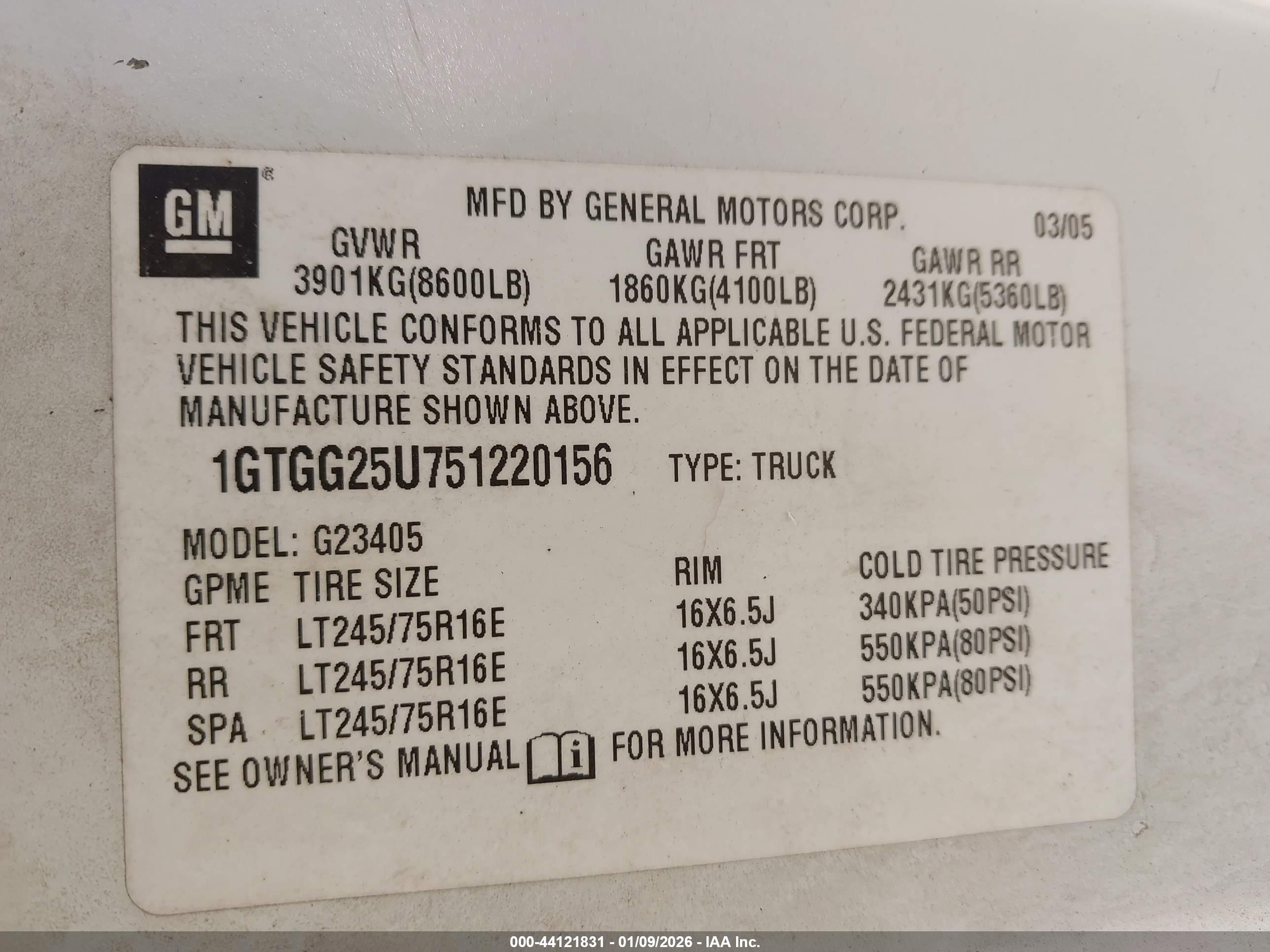 GMC SAVANA image 9