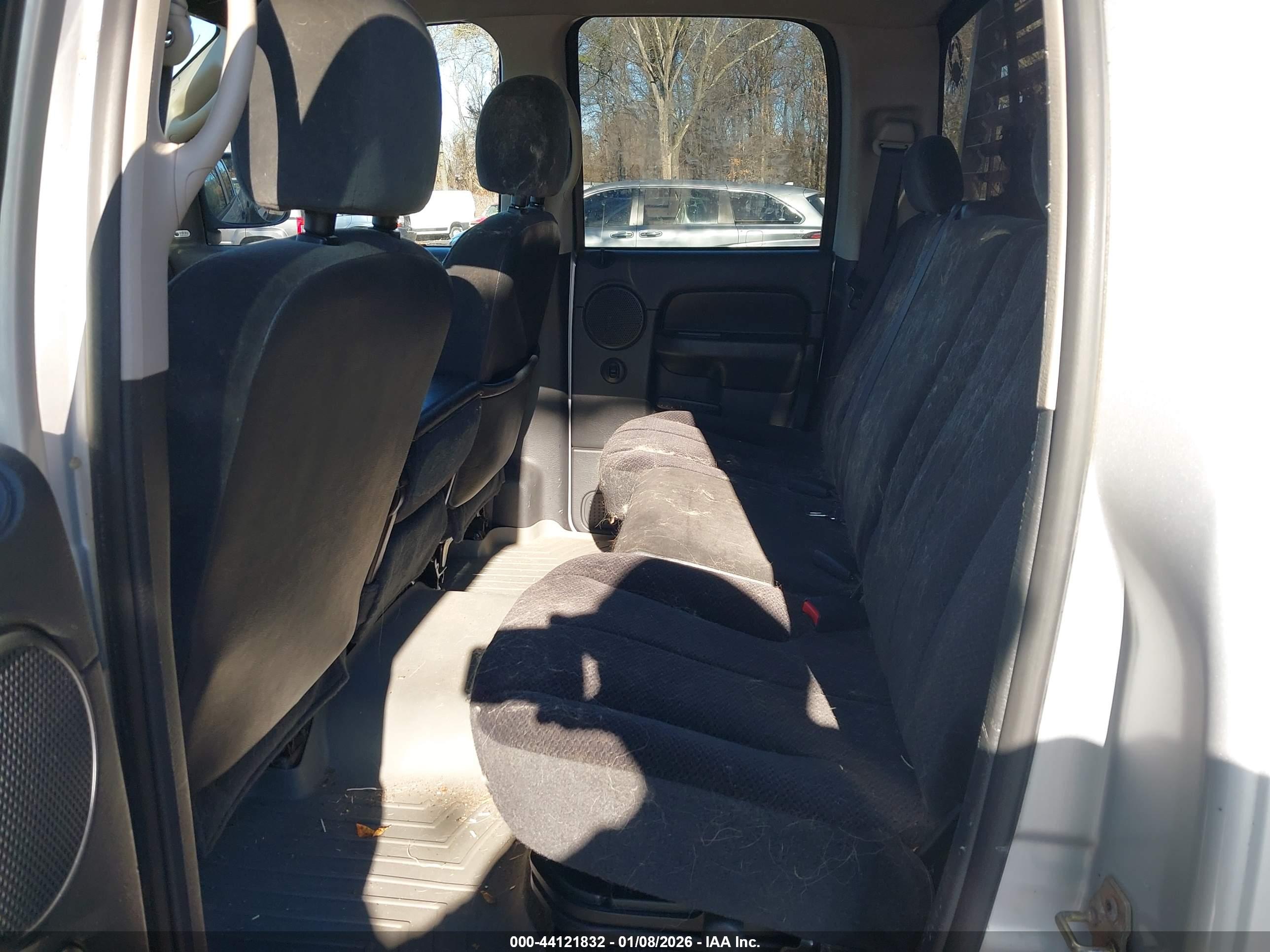 DODGE RAM image 8