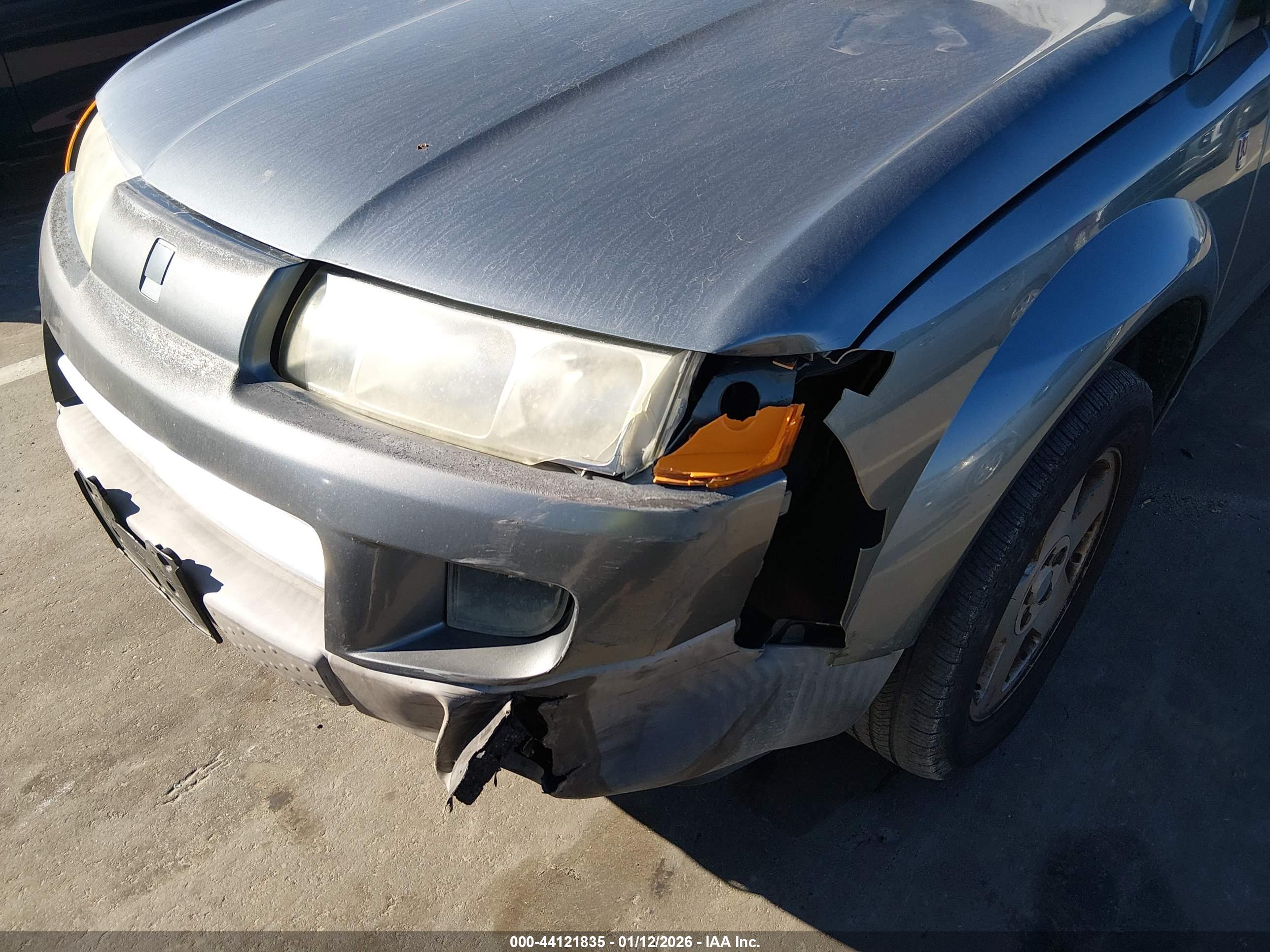 SATURN VUE image 6