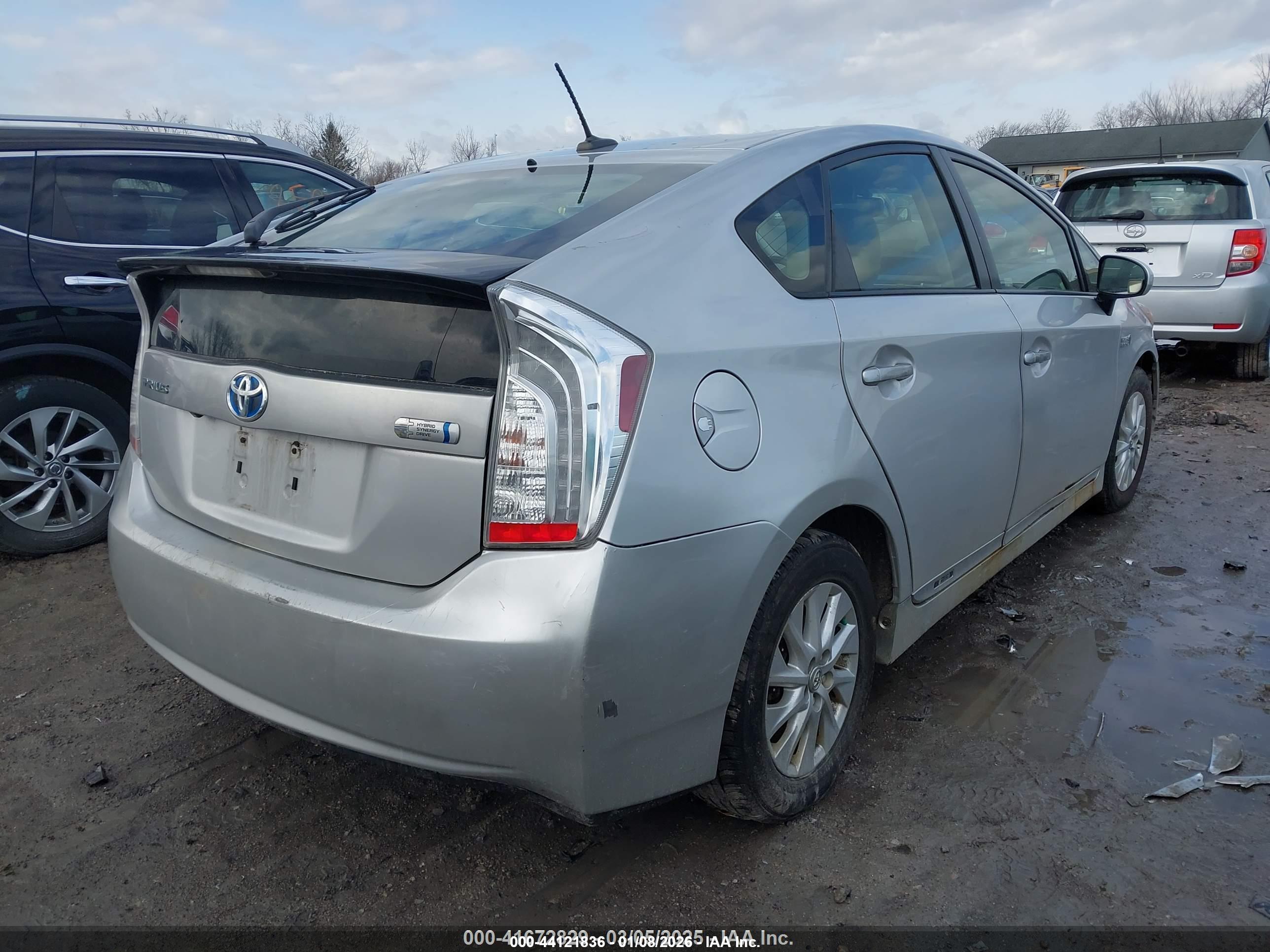TOYOTA PRIUS image 4