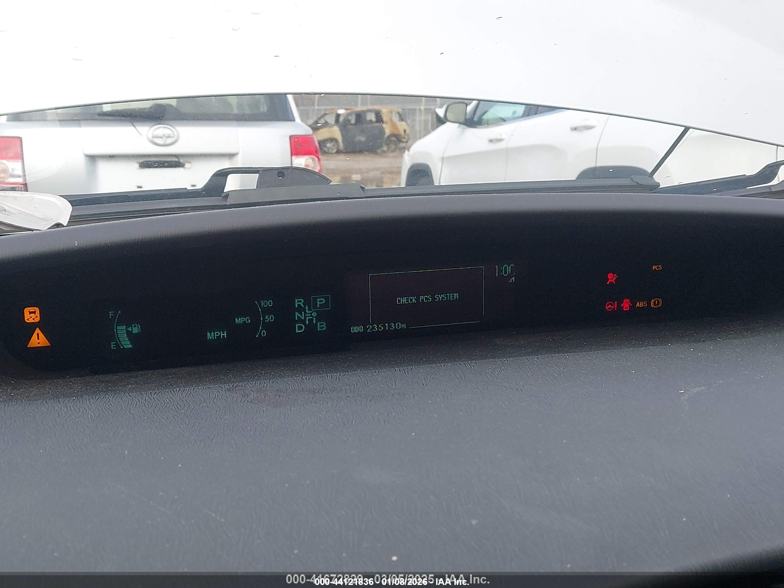 TOYOTA PRIUS image 7