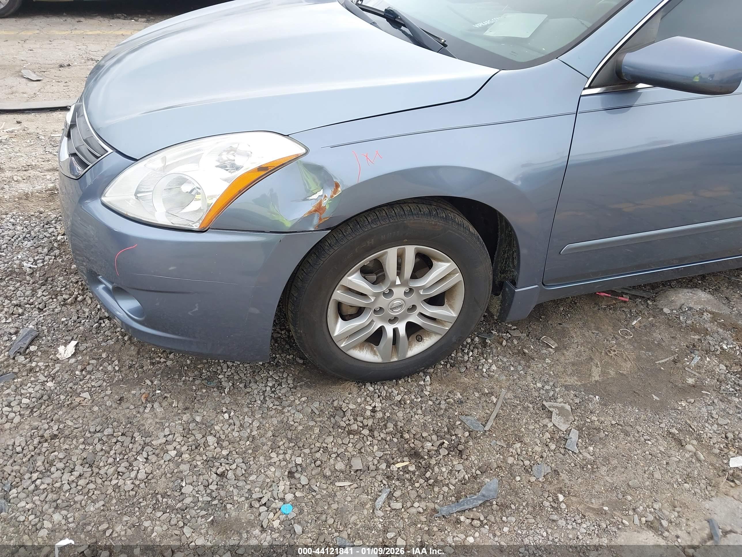 NISSAN ALTIMA image 6