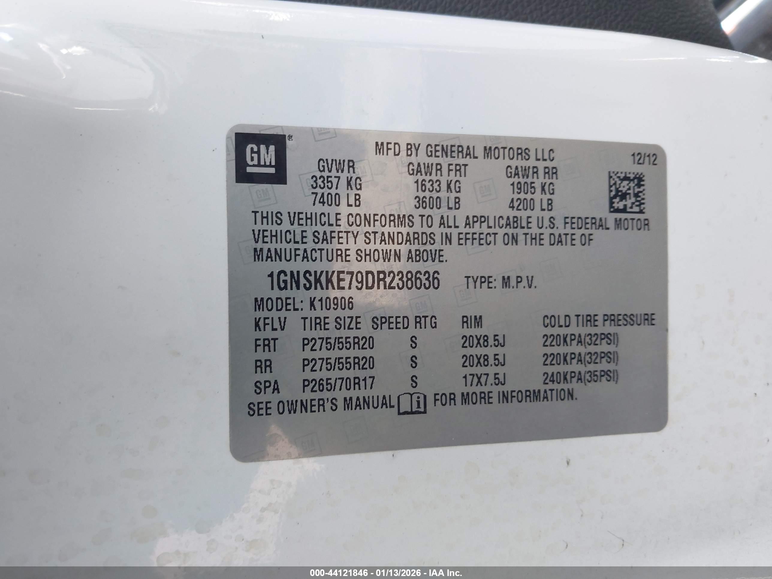 CHEVROLET SUBURBAN image 9