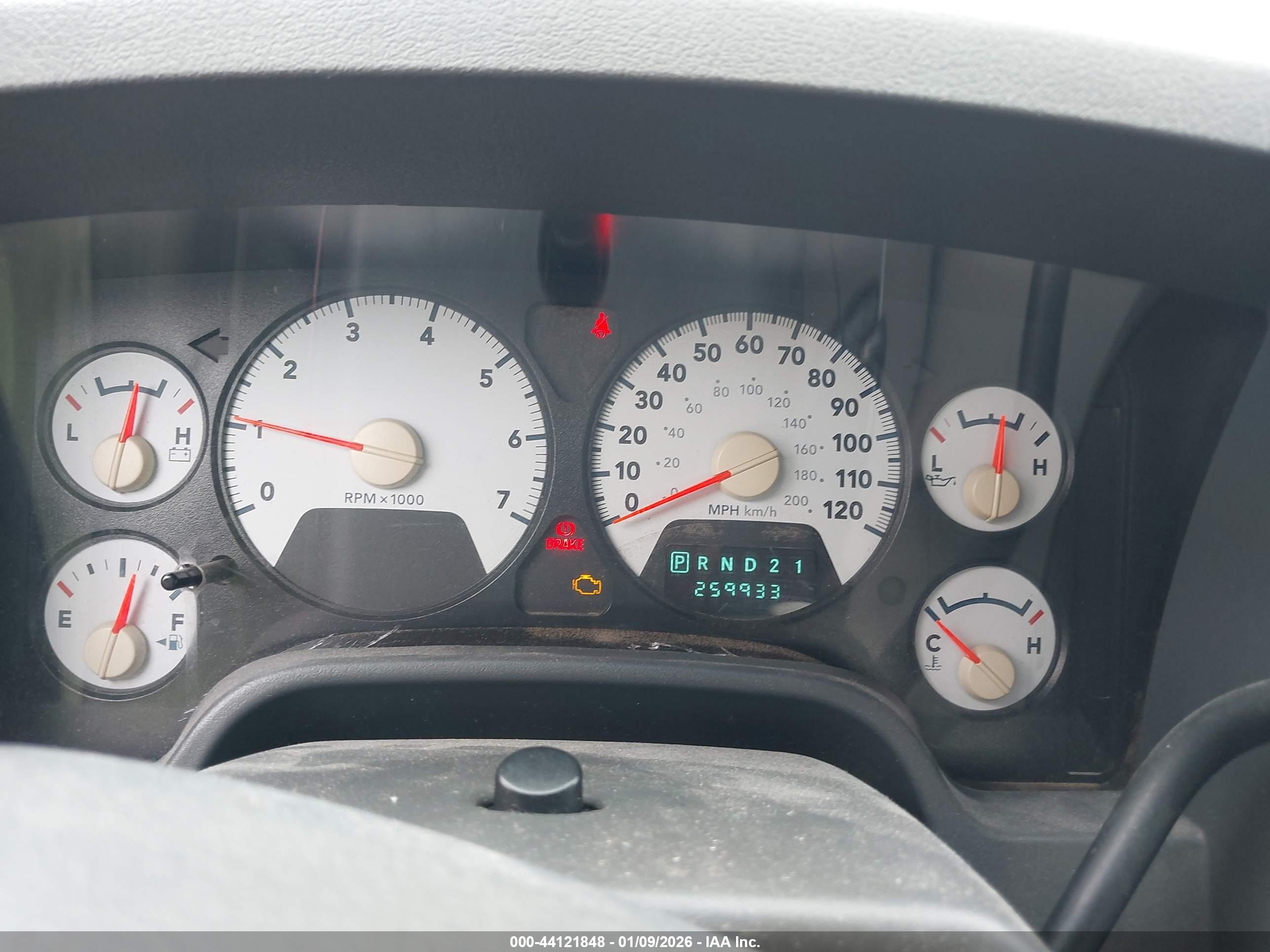 DODGE RAM image 7