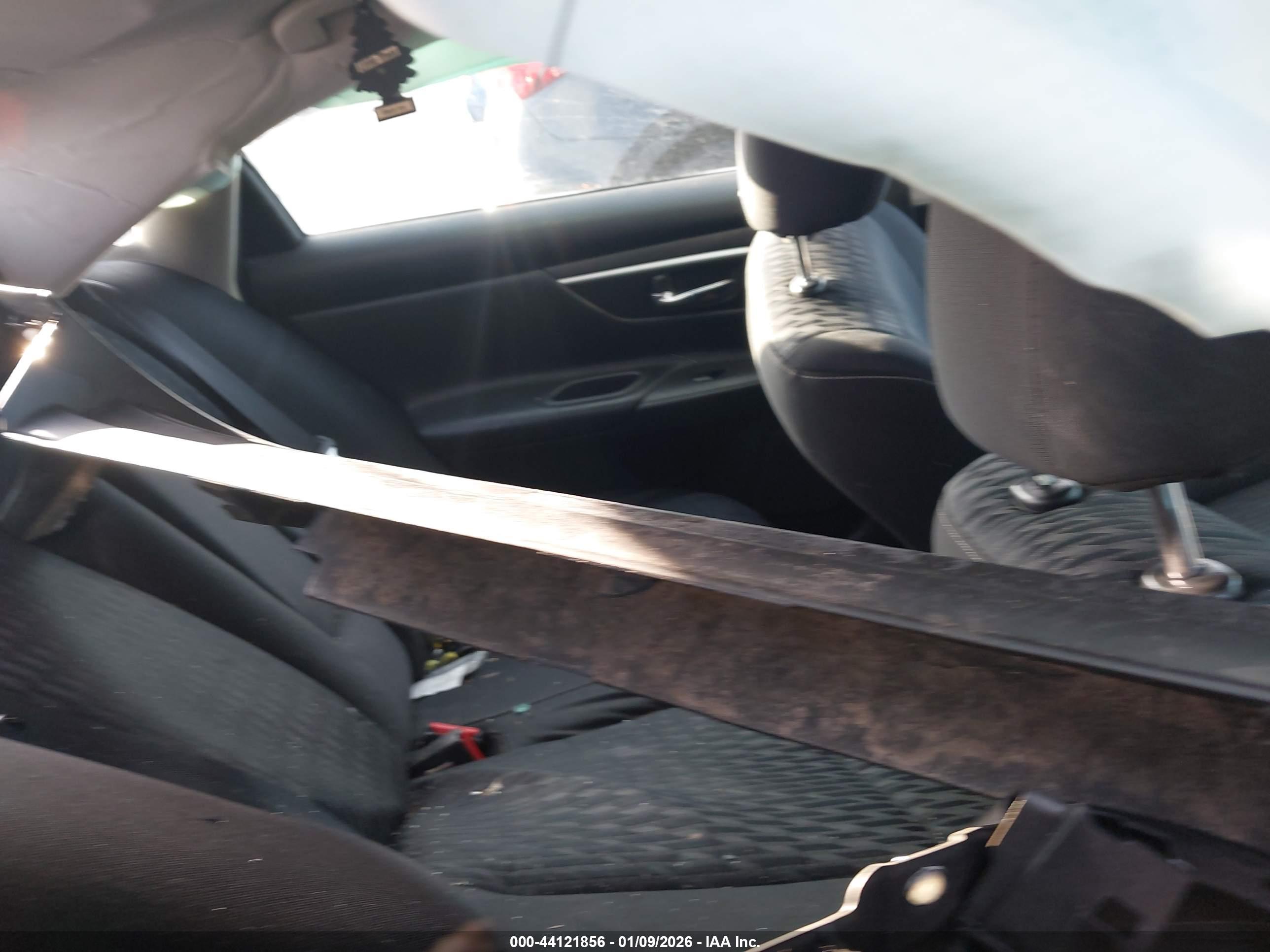 NISSAN ALTIMA image 8