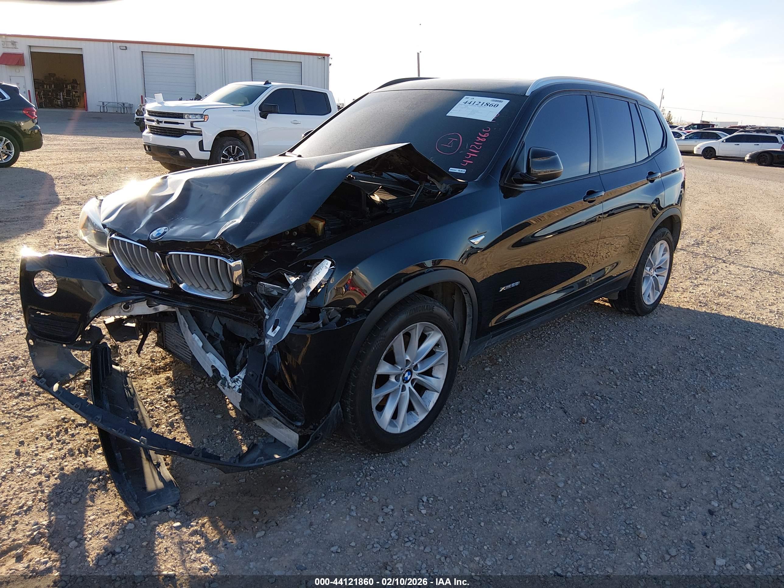 BMW X3 image 2