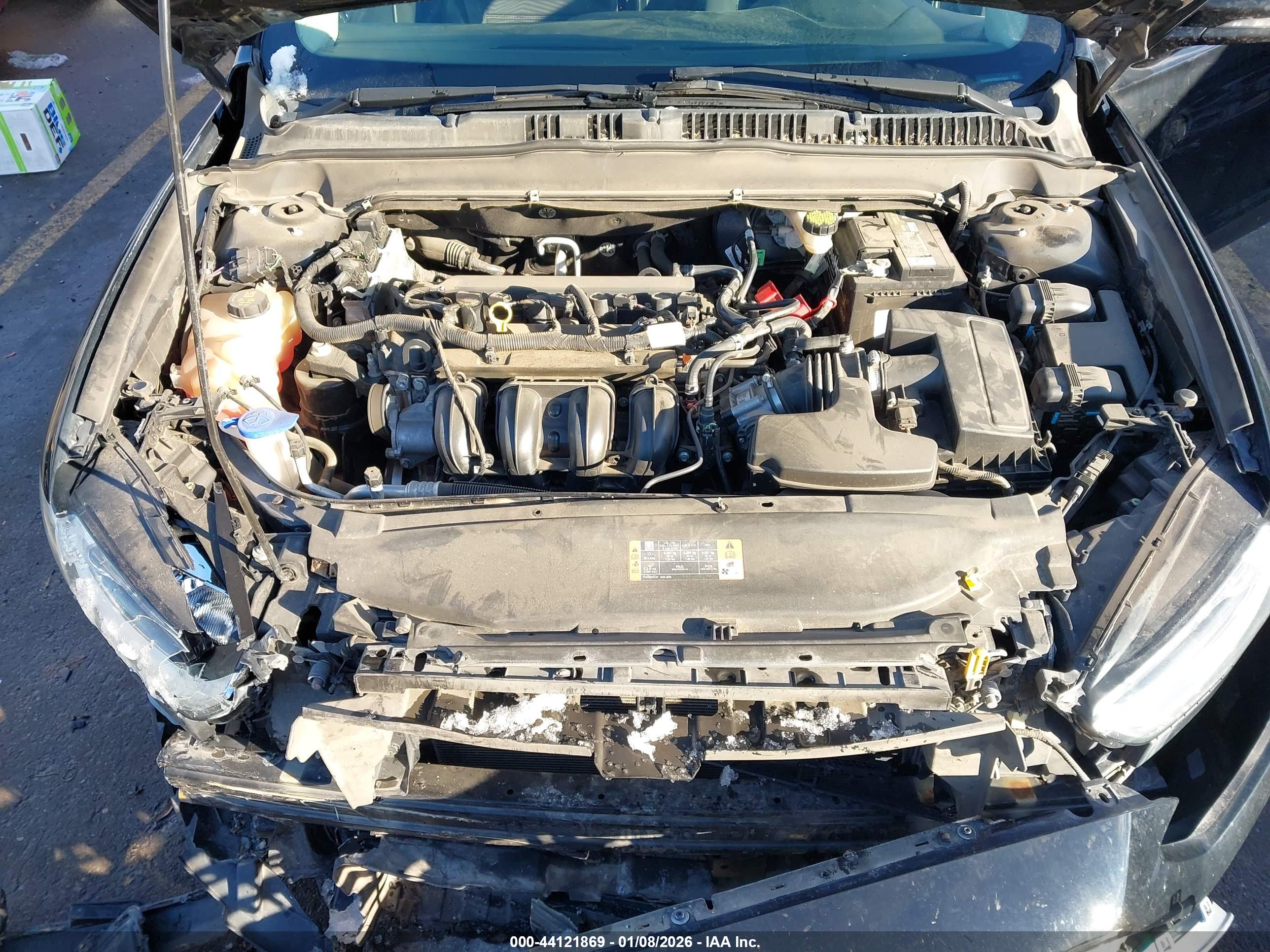 FORD FUSION image 10