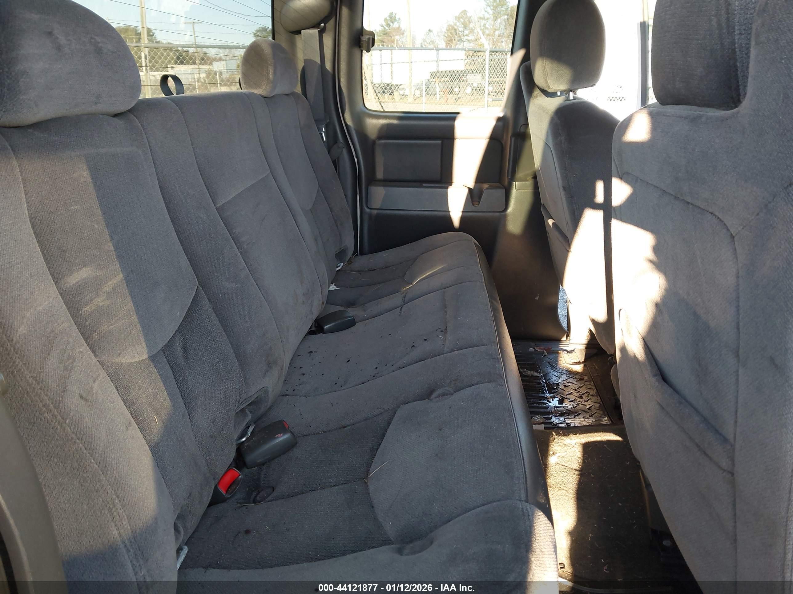 GMC SIERRA image 8