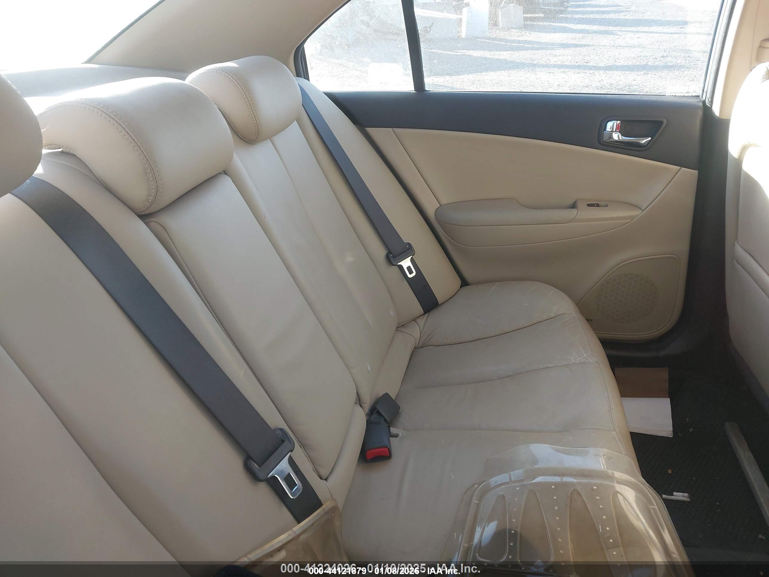 HYUNDAI SONATA image 8