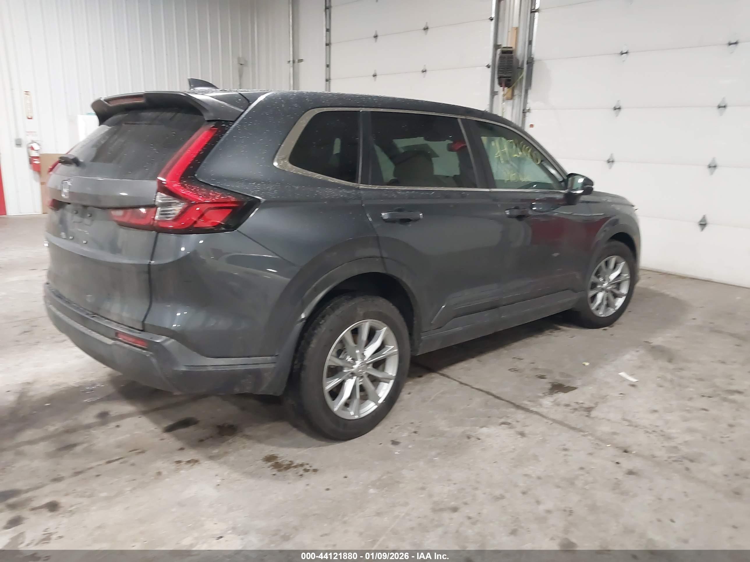 HONDA CR-V image 4