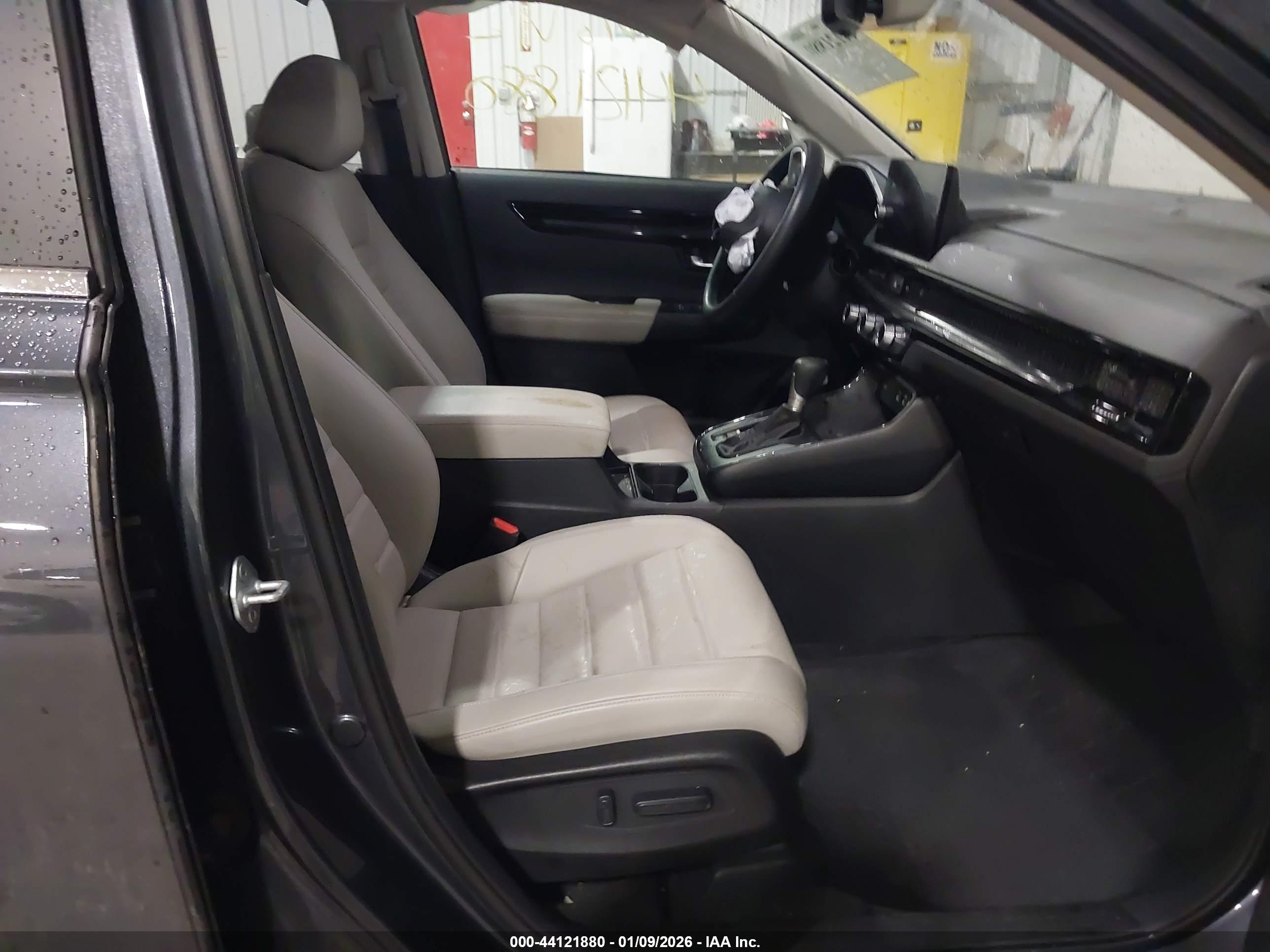 HONDA CR-V image 5