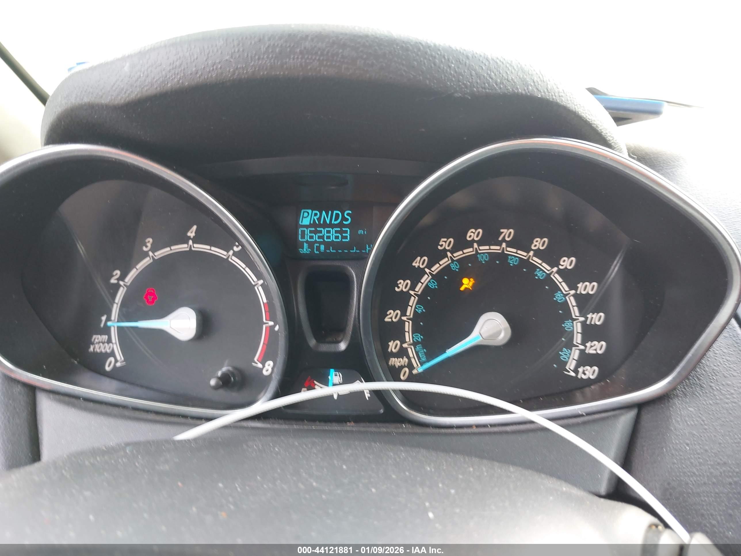 FORD FIESTA image 7